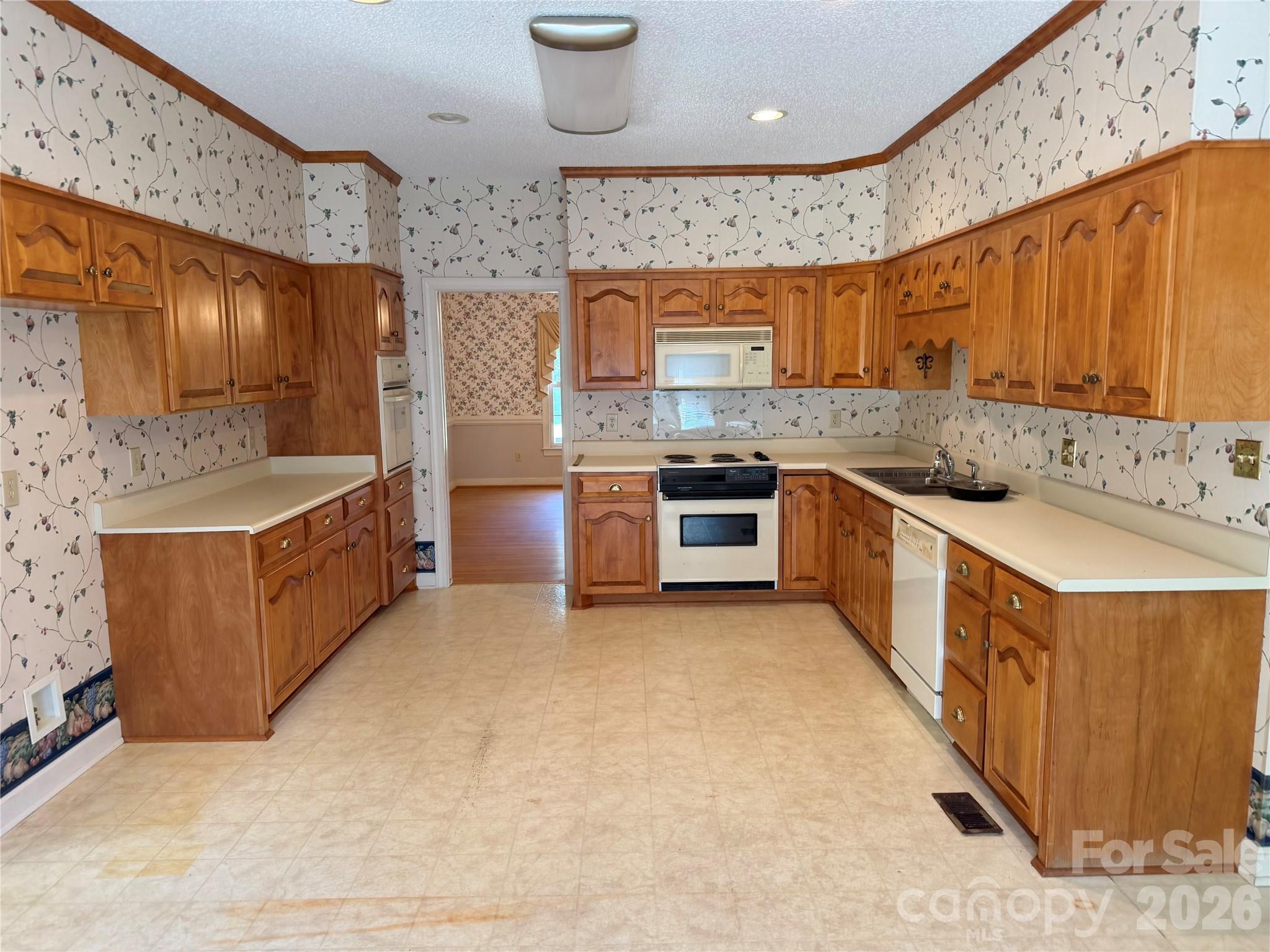 128 Temple Lane Property Photo 7