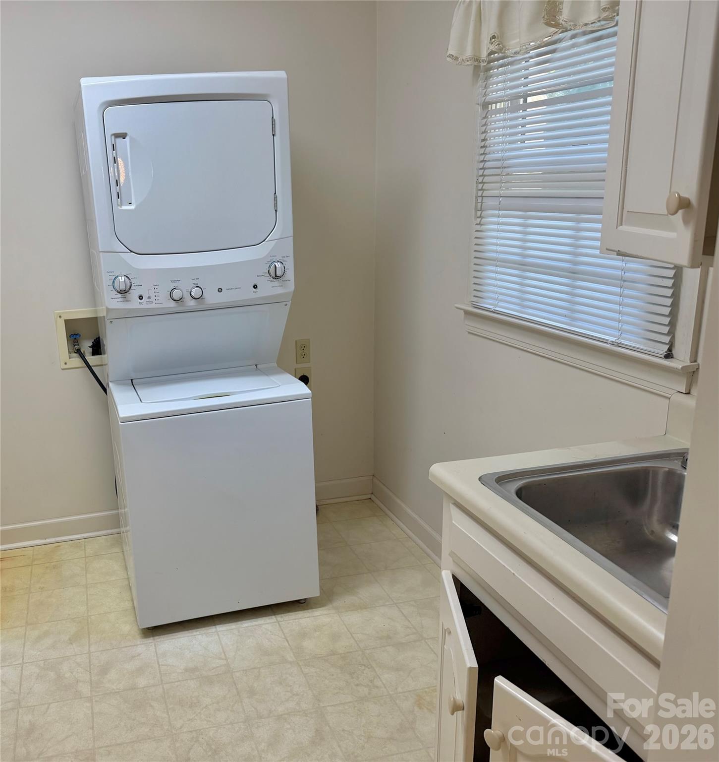 128 Temple Lane Property Photo 10