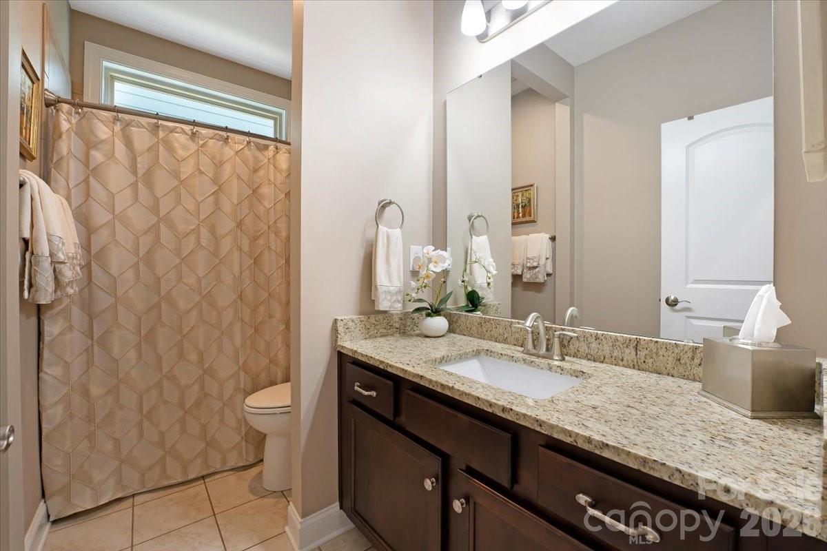 151 Johnson Manor Street Property Photo 7