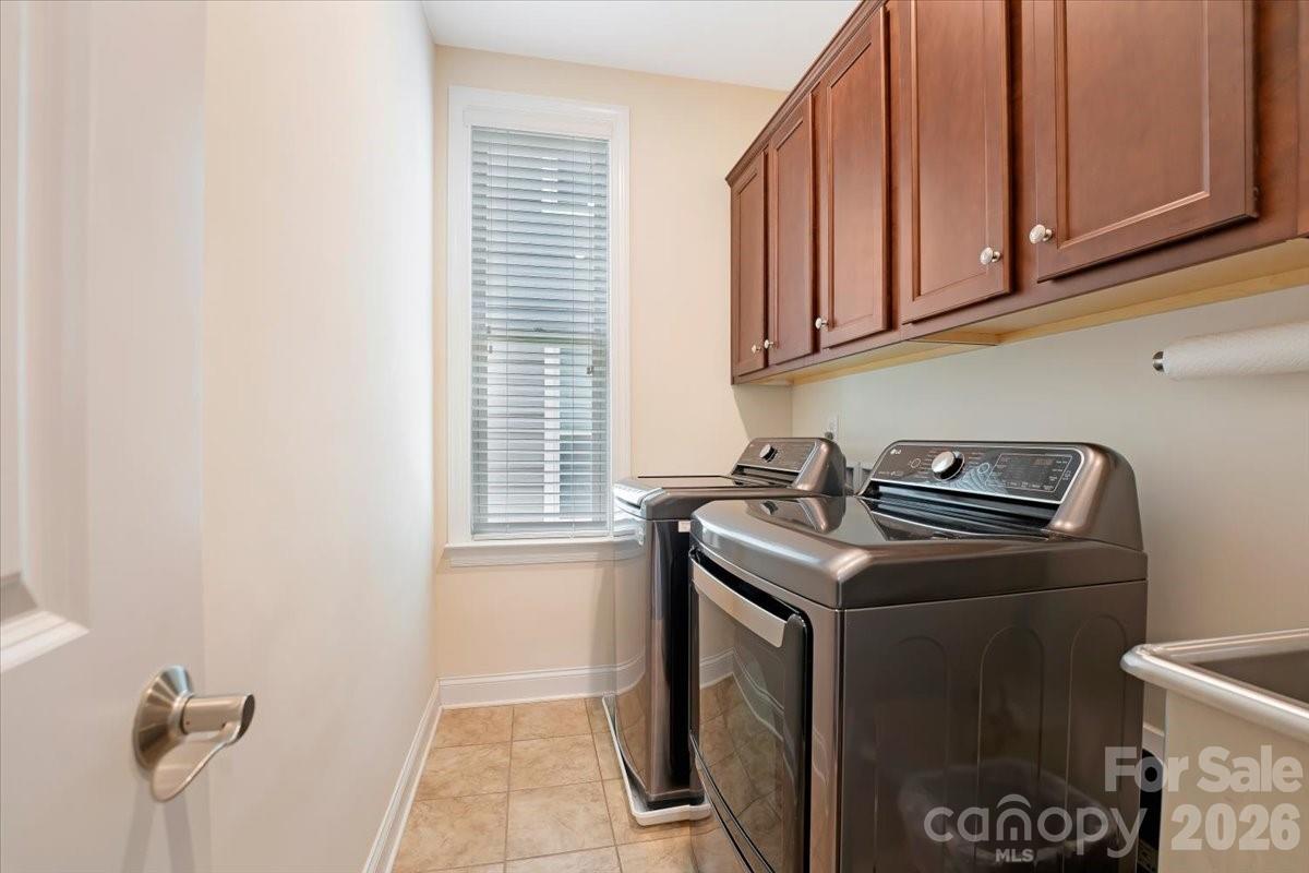 151 Johnson Manor Street Property Photo 10