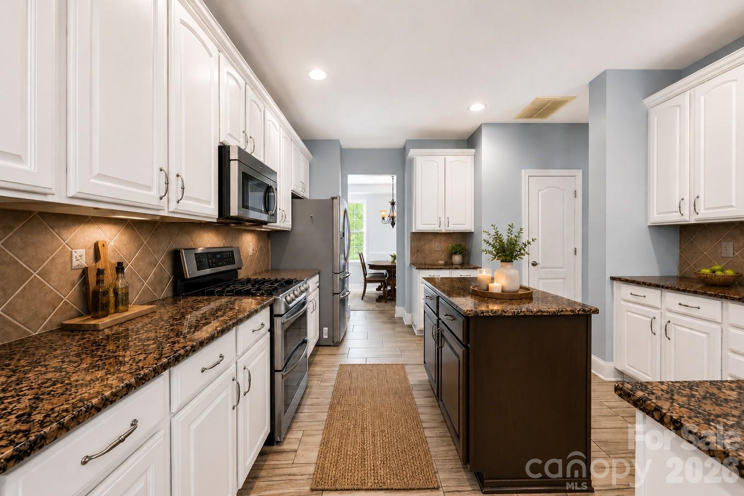 610 Springwood Drive Property Photo 11