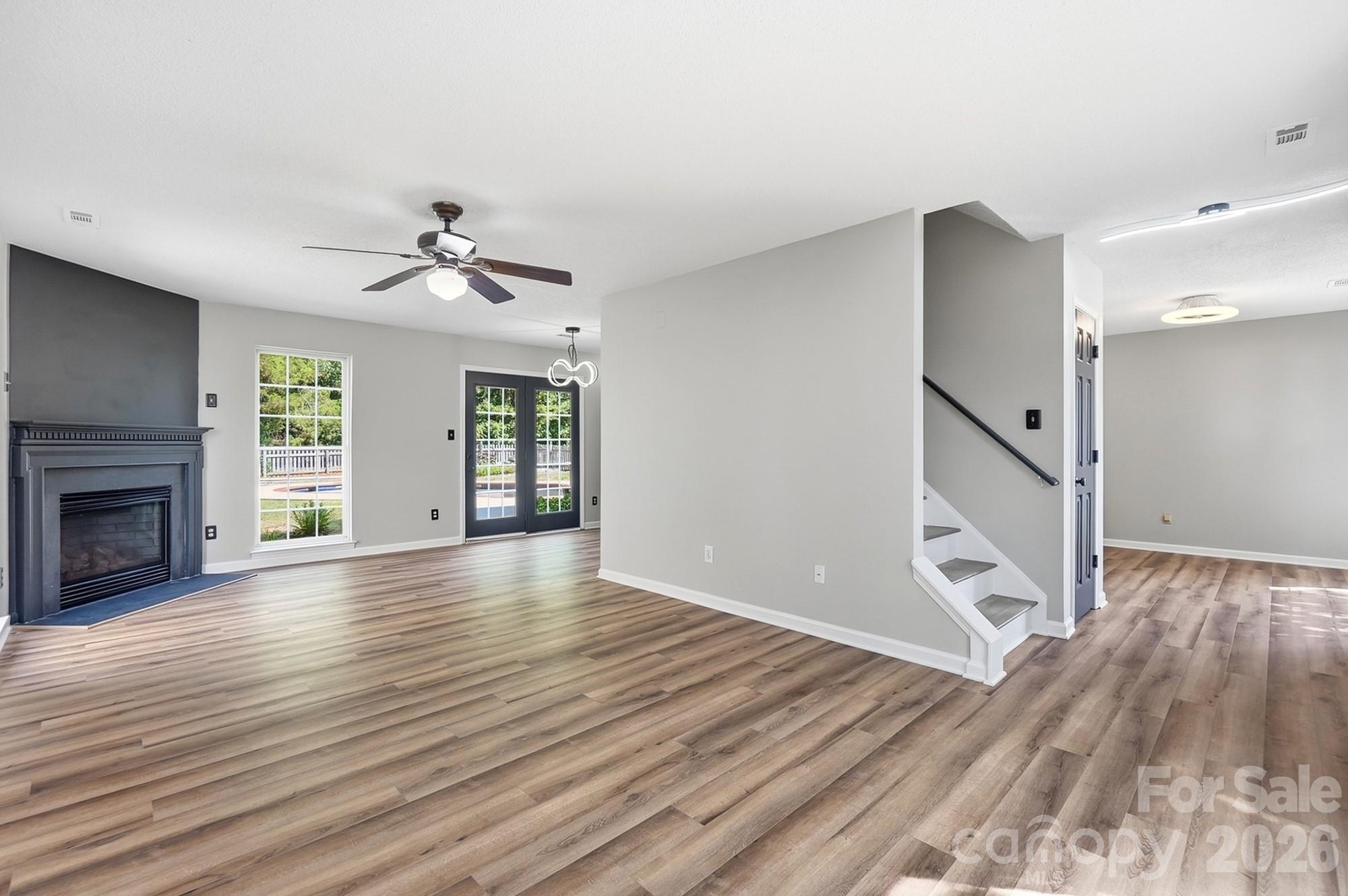 4015 Balsam Street Property Photo 6