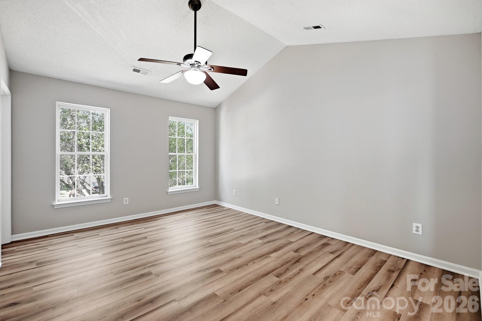 4015 Balsam Street Property Photo 23