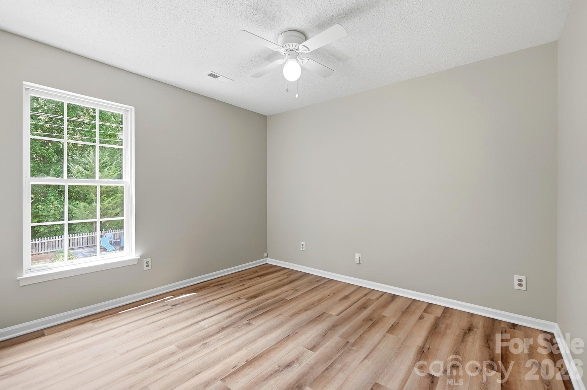 4015 Balsam Street Property Photo 29