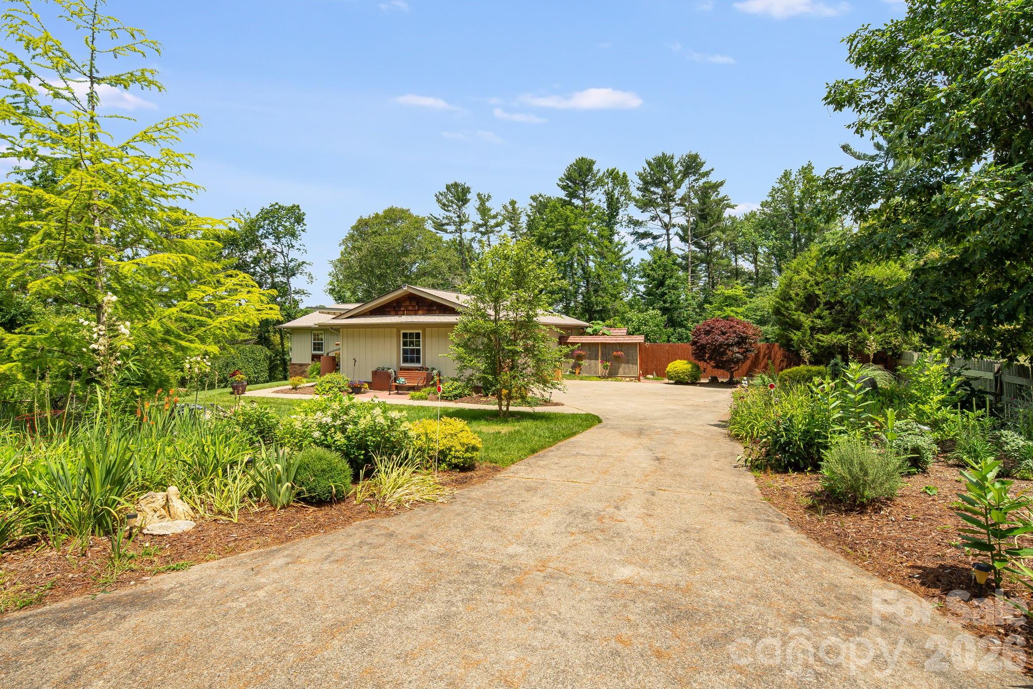 43 Chadwick Wade Drive Property Photo 11