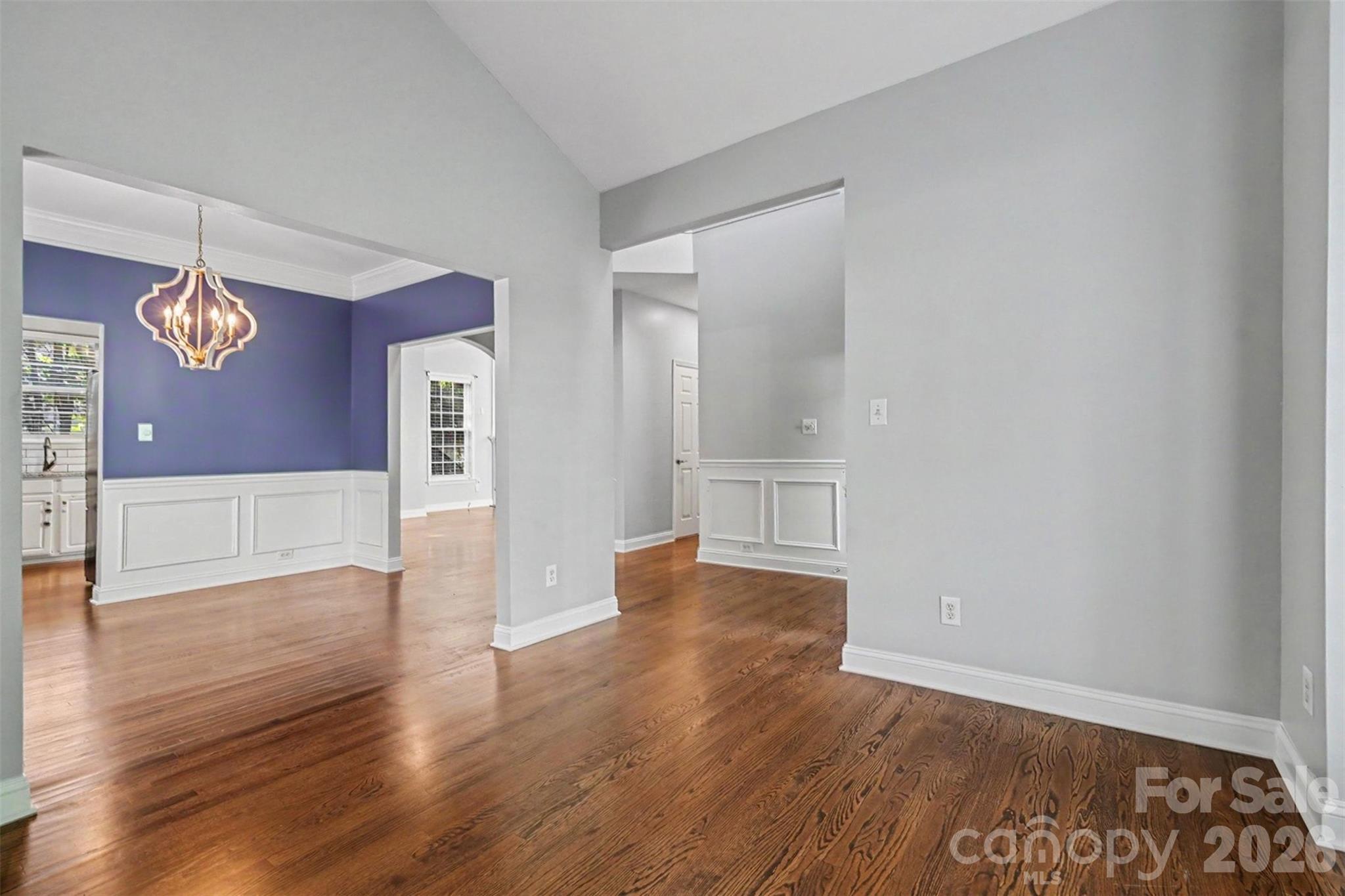 1926 Dunhill Drive Property Photo 10