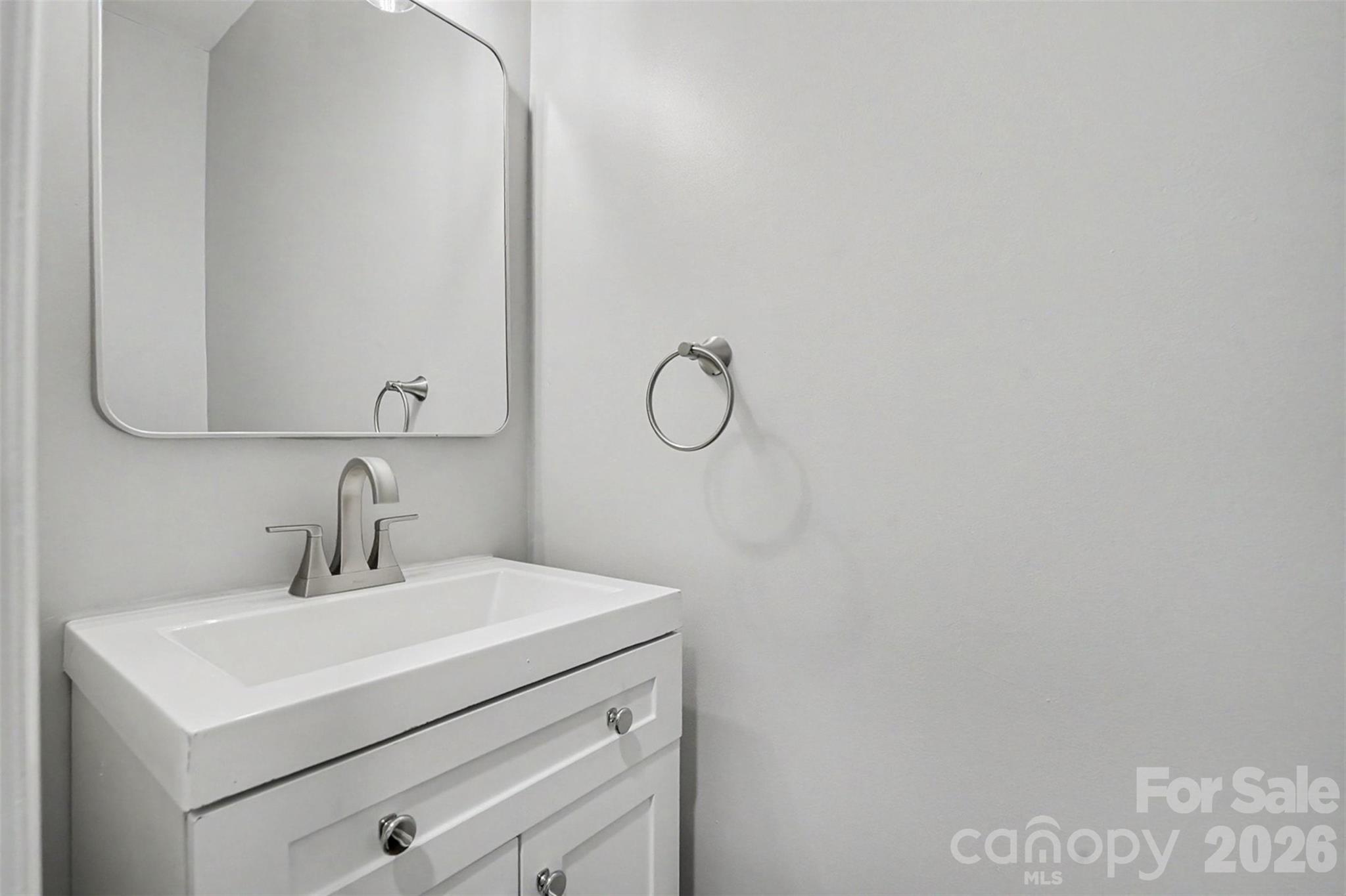 1926 Dunhill Drive Property Photo 24