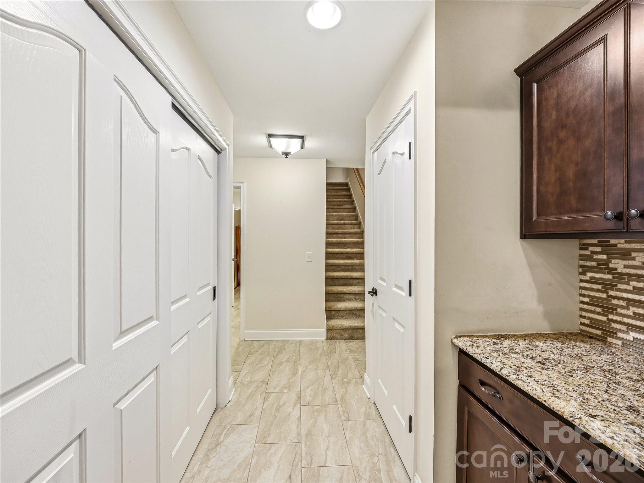 426 Summerfield Place Property Photo 30