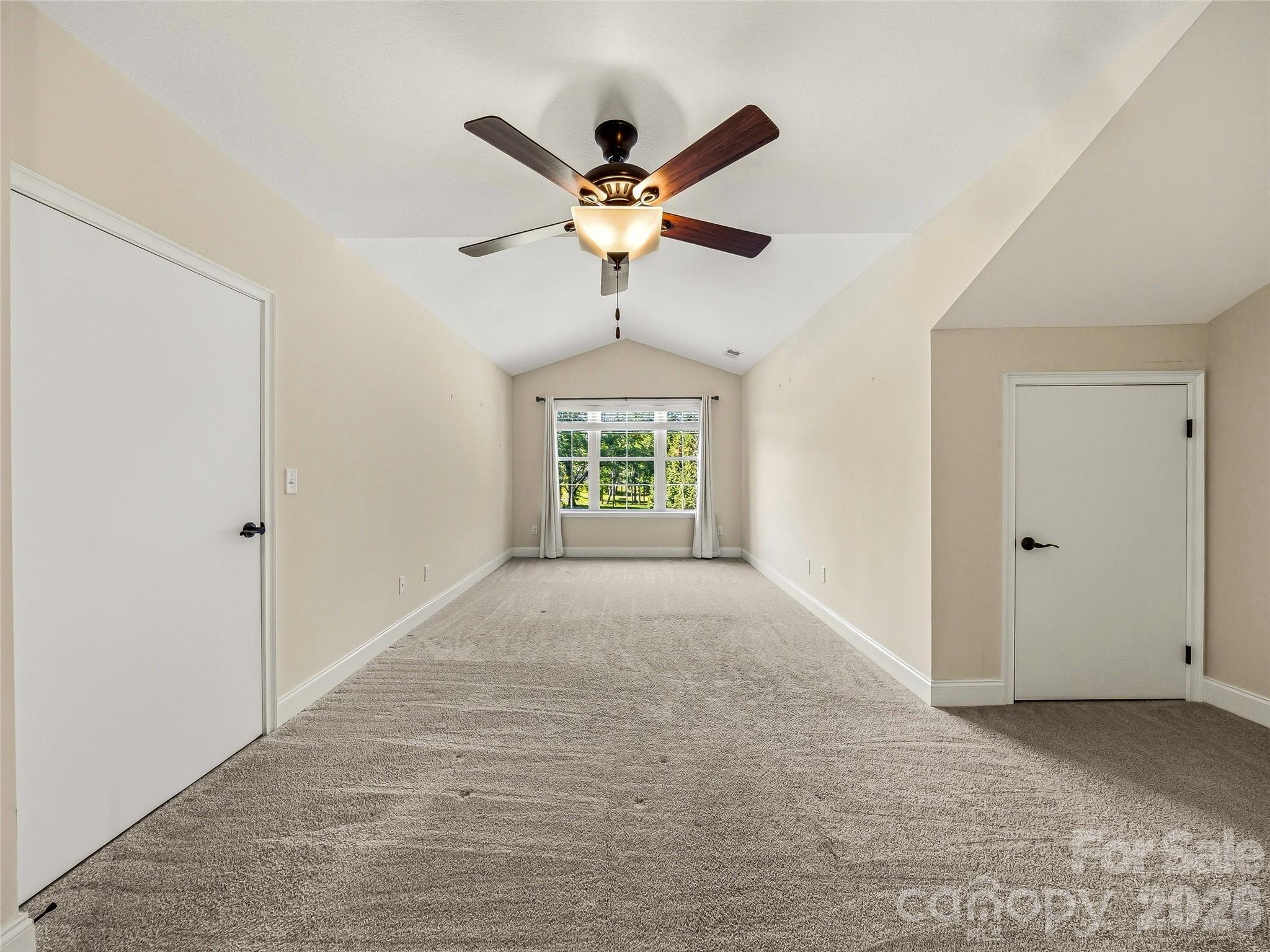 426 Summerfield Place Property Photo 35
