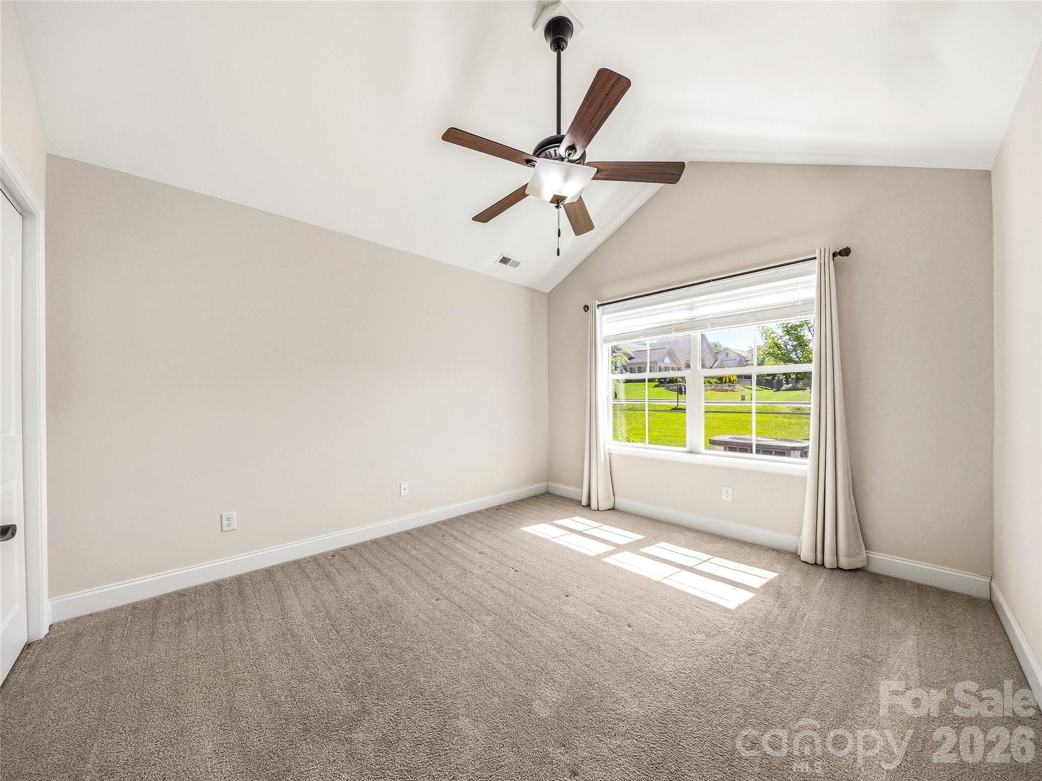 426 Summerfield Place Property Photo 45