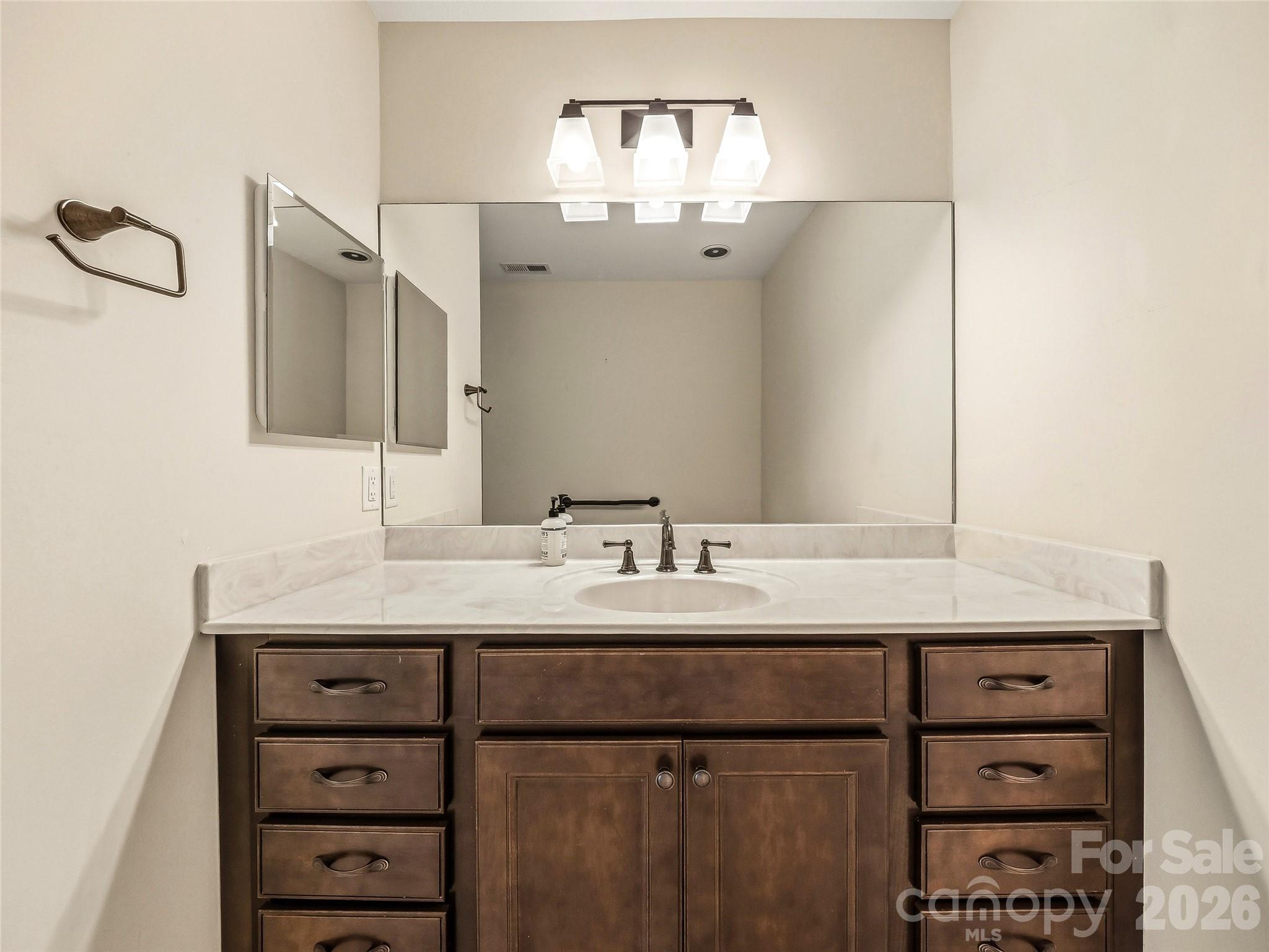 426 Summerfield Place Property Photo 47