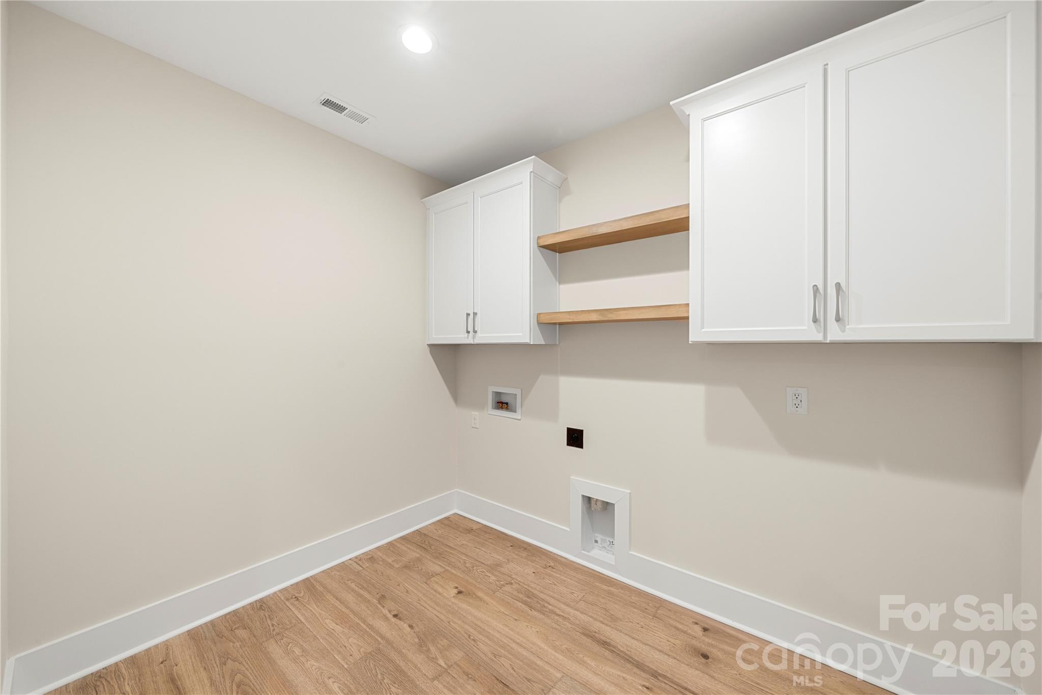 1072 Patrick Road 5 Property Photo 10