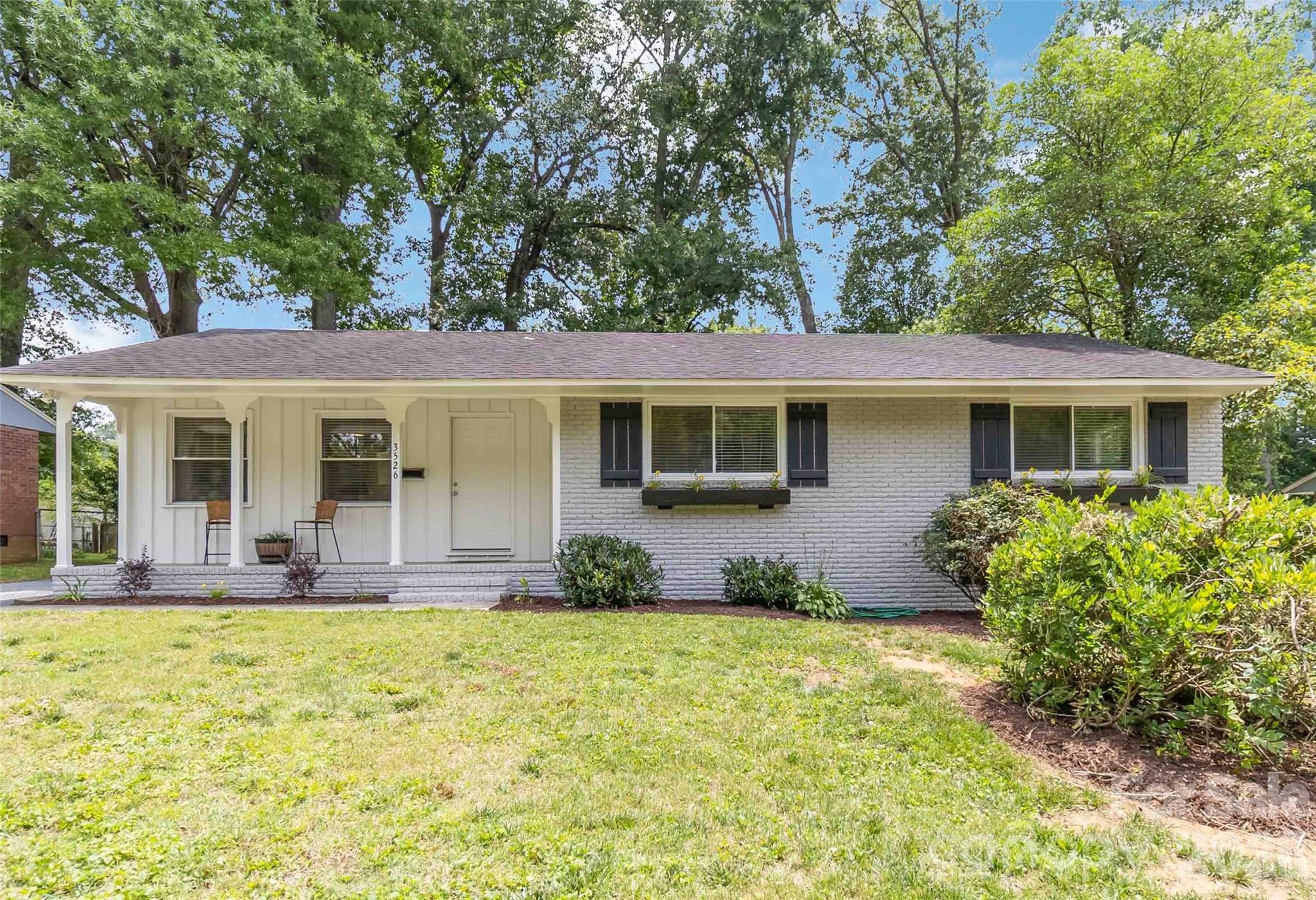 3526 Stonehaven Drive Property Photo 1
