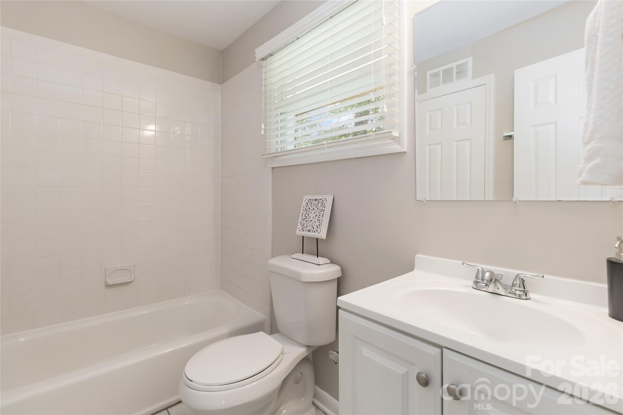 3526 Stonehaven Drive Property Photo 18
