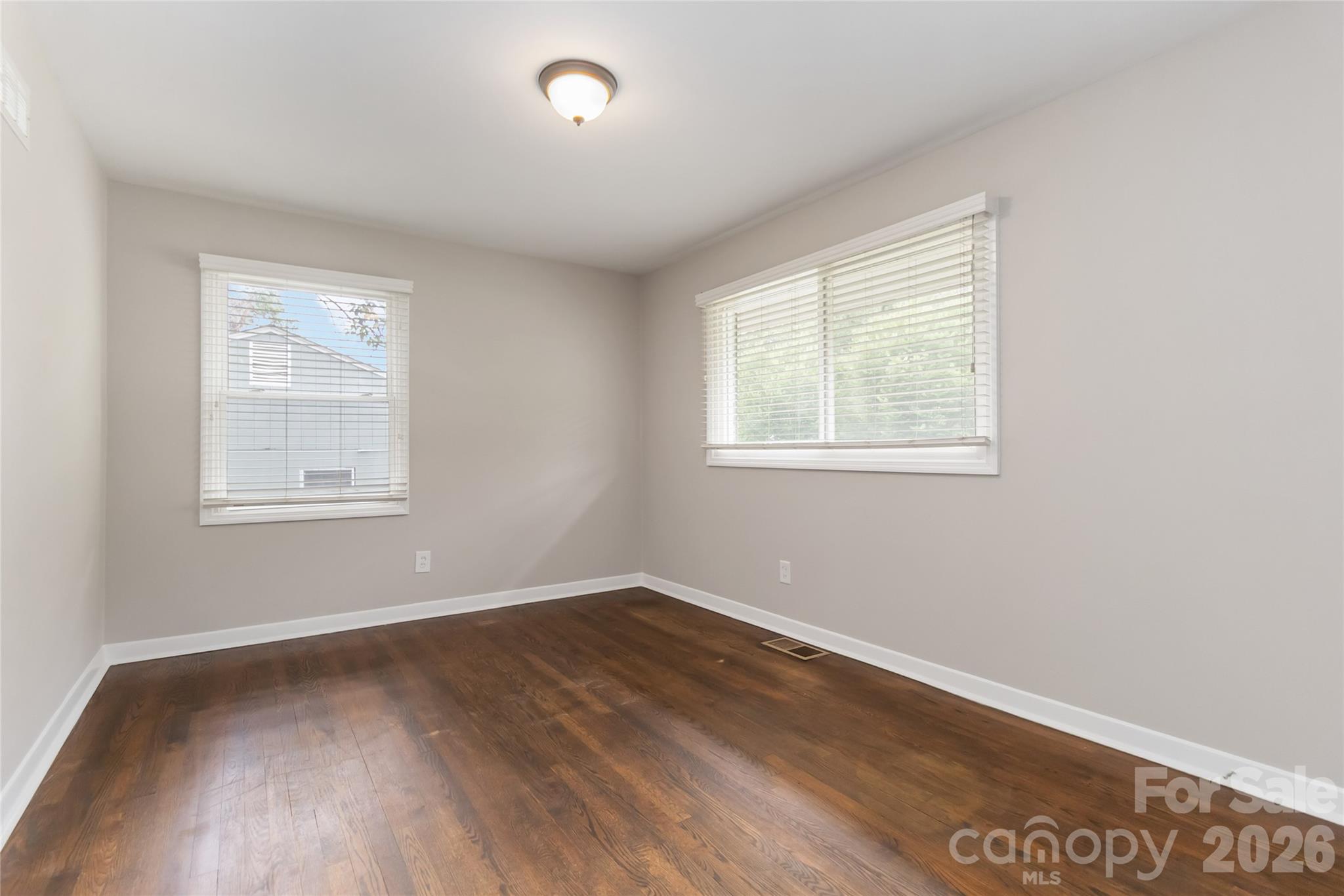 3526 Stonehaven Drive Property Photo 19