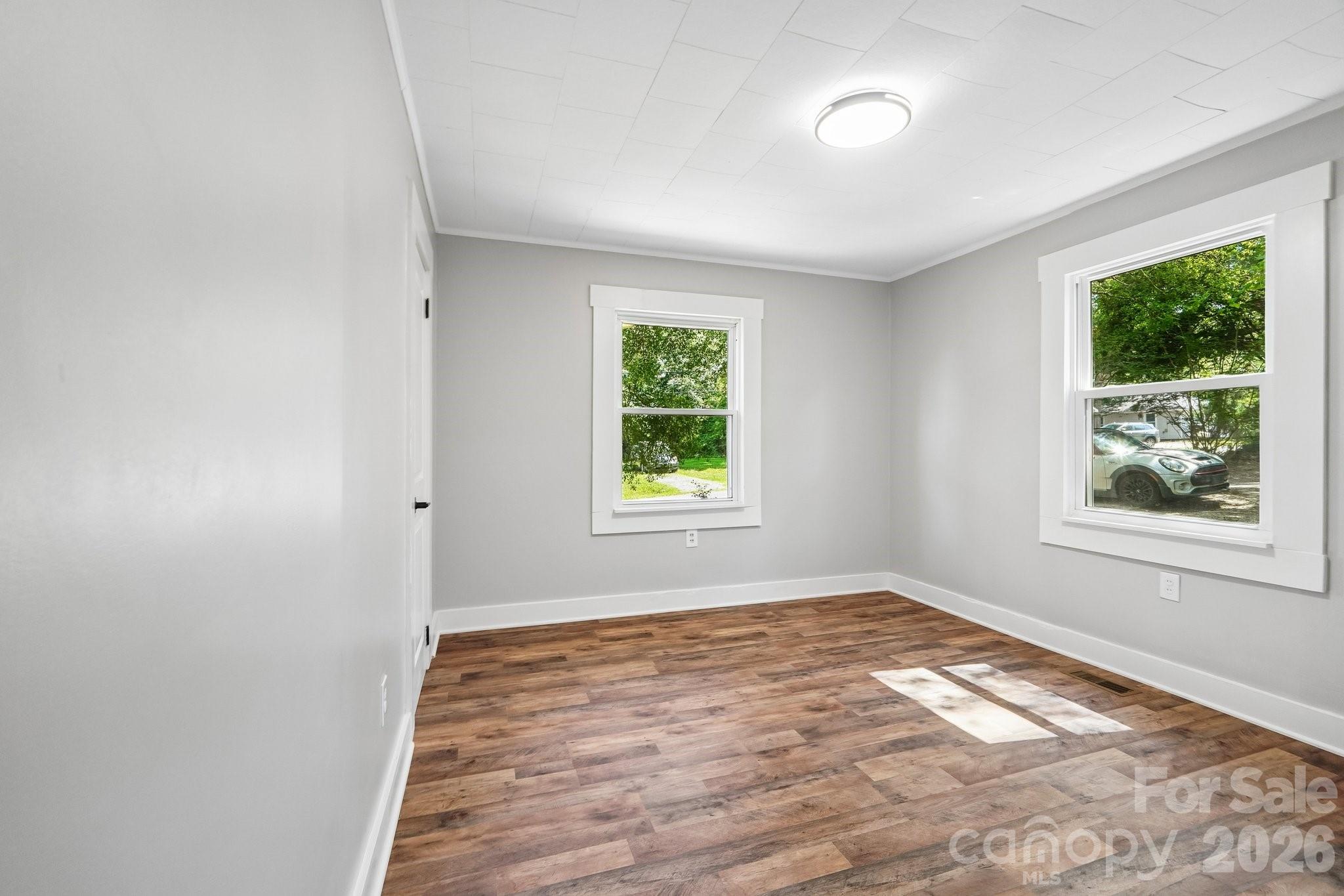 701 N Scruggs Street Property Photo 17