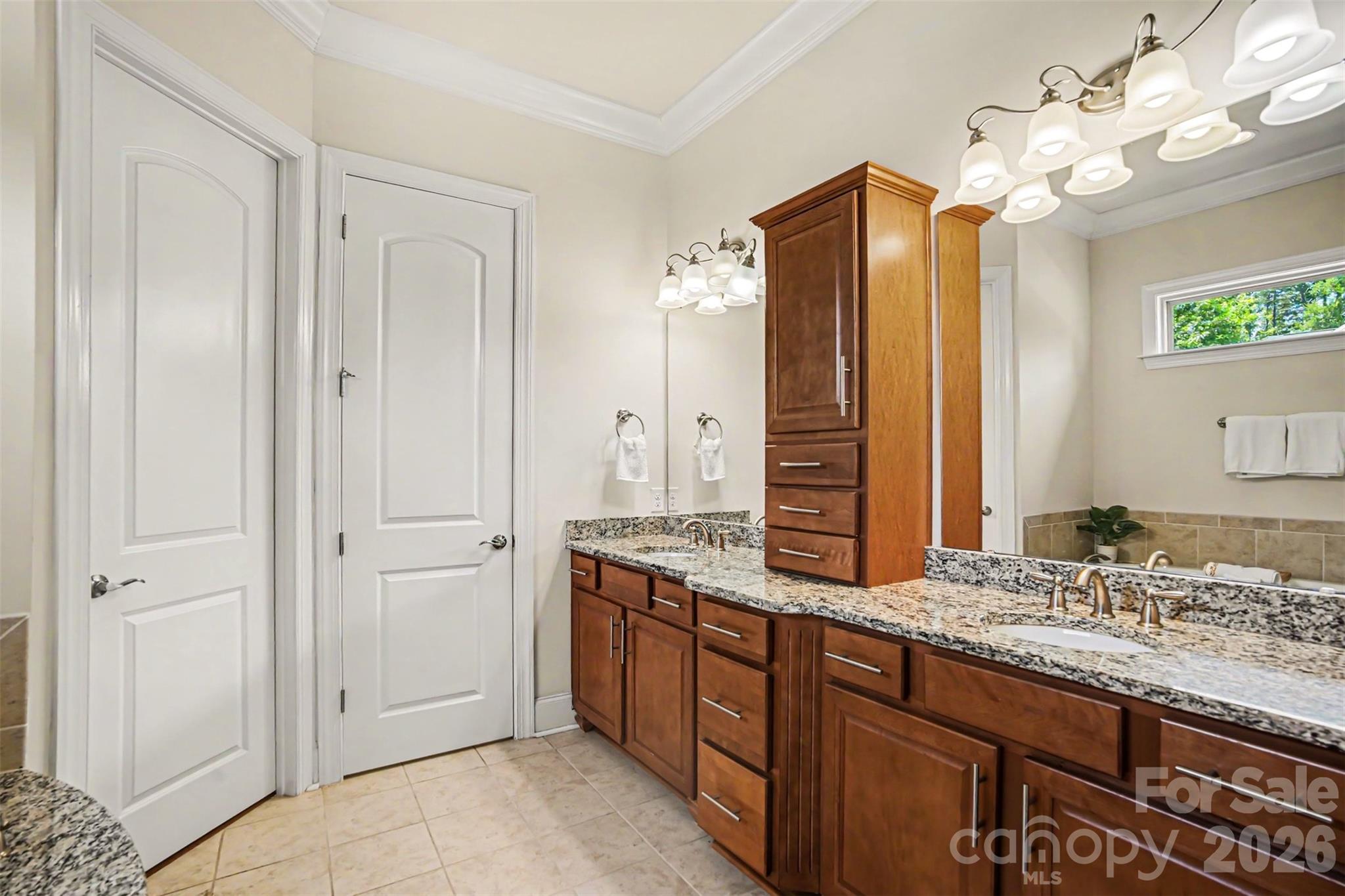 3605 Jumprock Road Property Photo 18