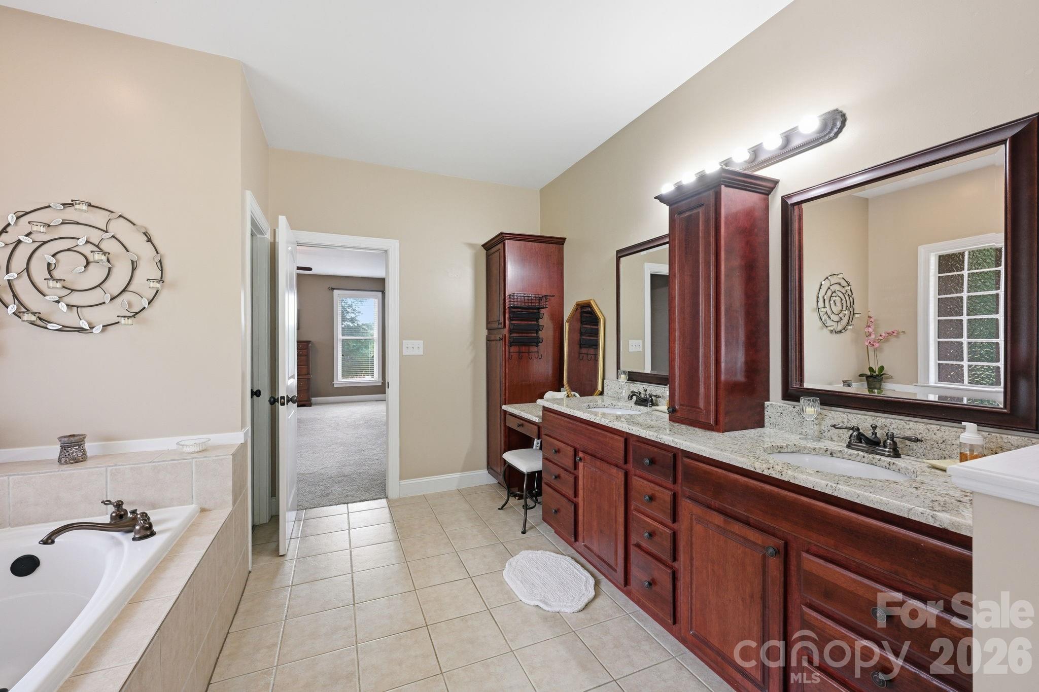 132 Monarch Lane Property Photo 18