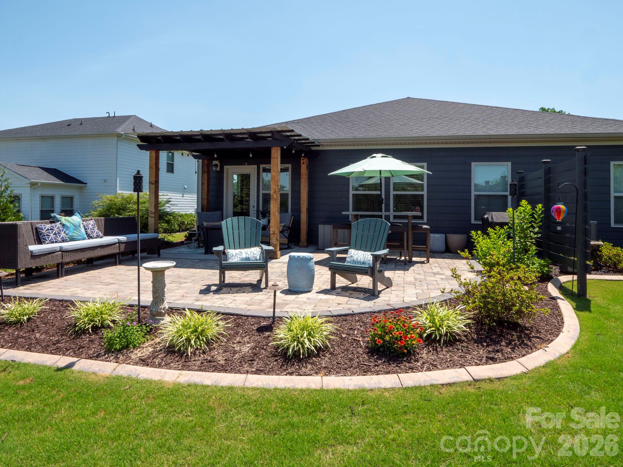 1023 Ellington Downs Way Property Photo 2