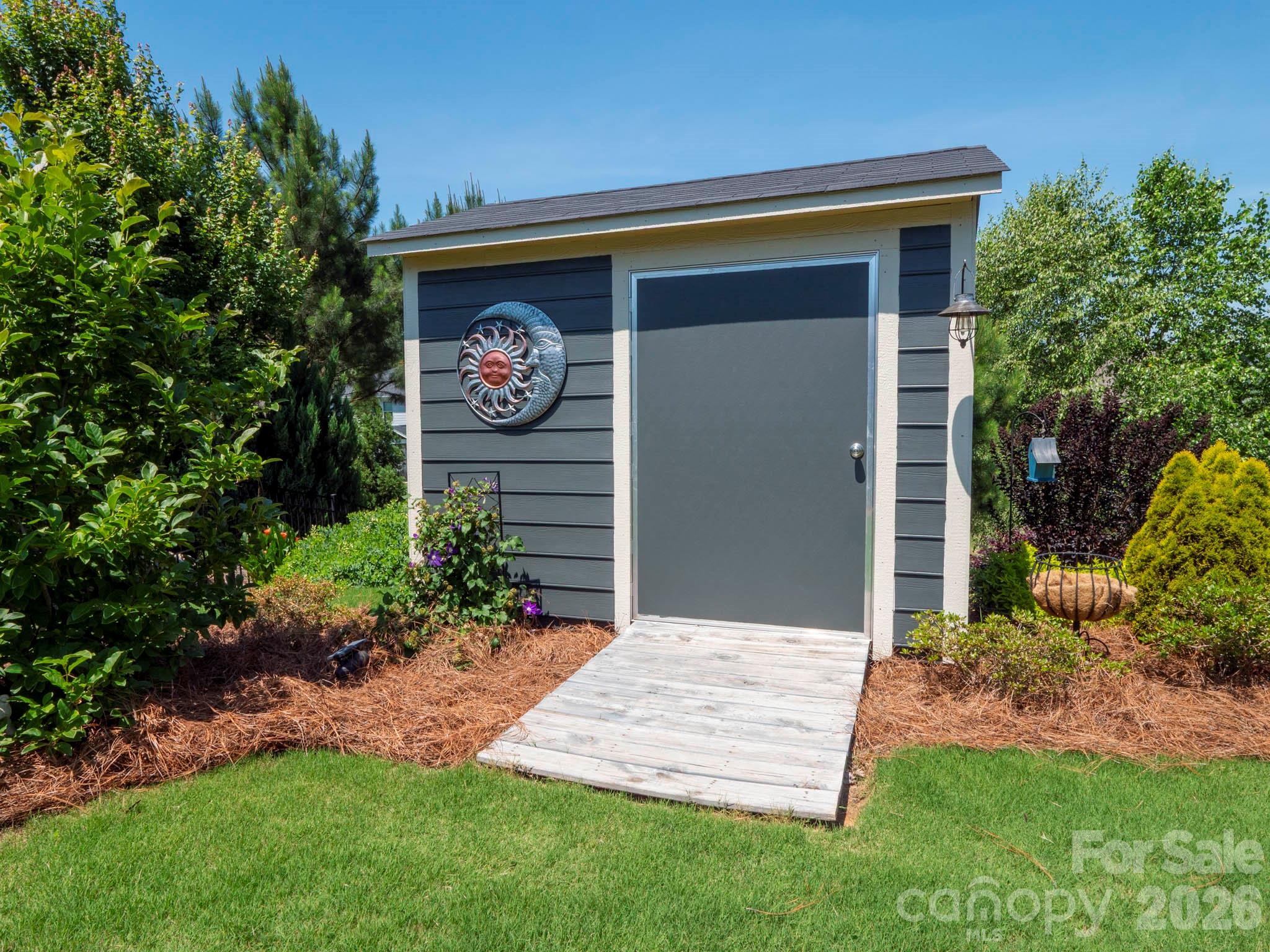 1023 Ellington Downs Way Property Photo 34