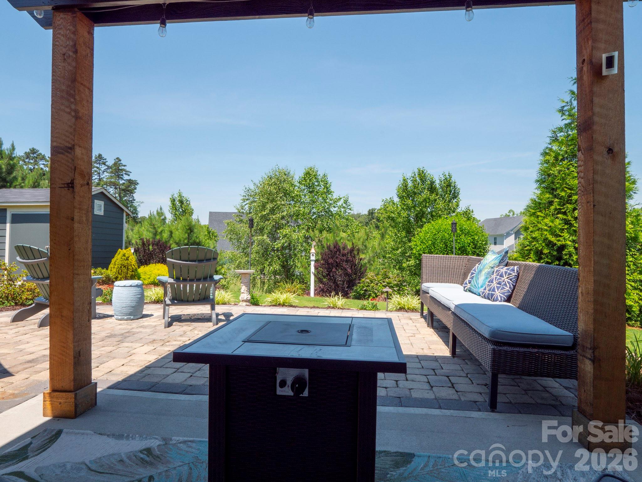 1023 Ellington Downs Way Property Photo 37