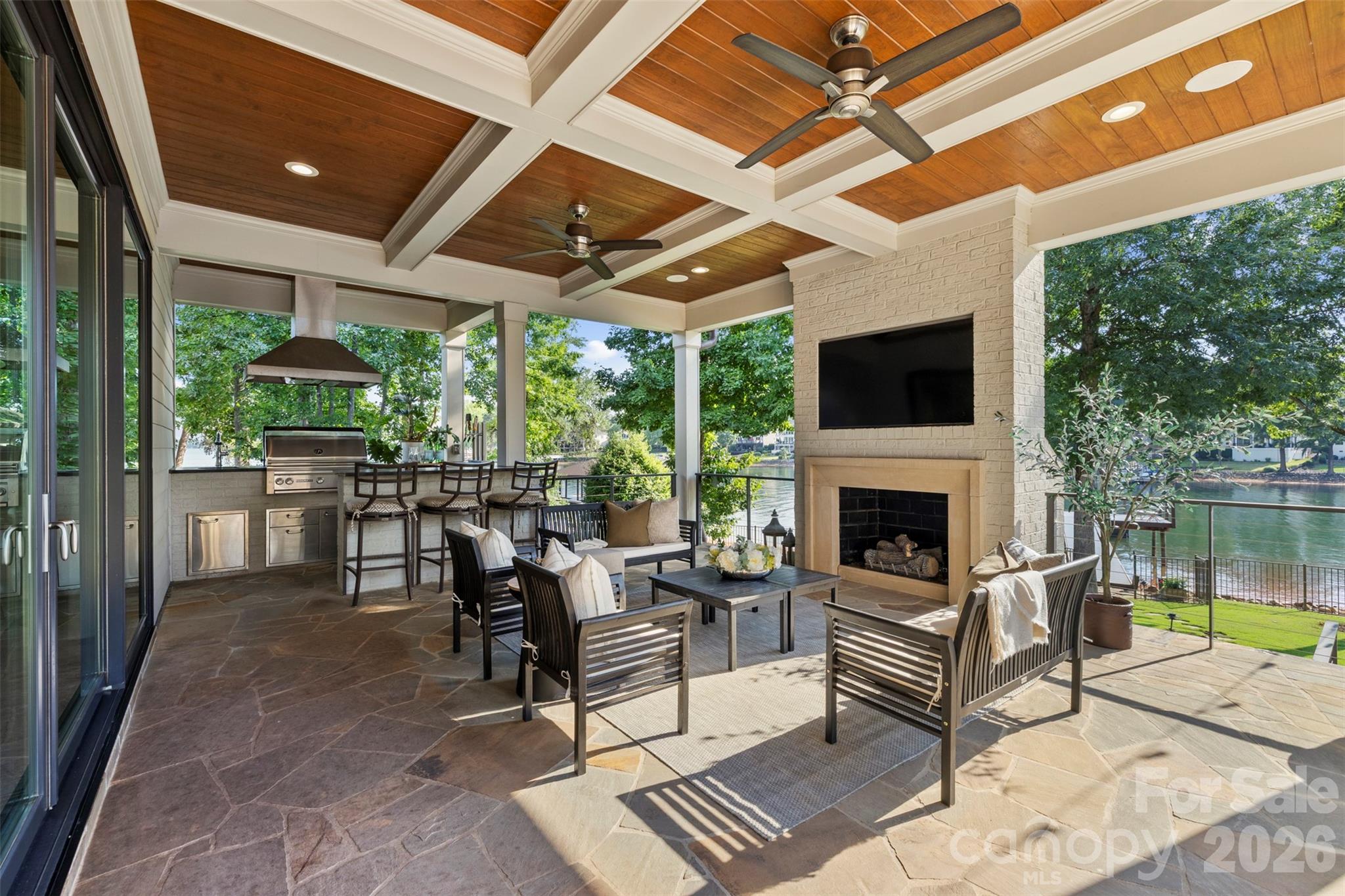18407 Peninsula Cove Lane Property Photo 23