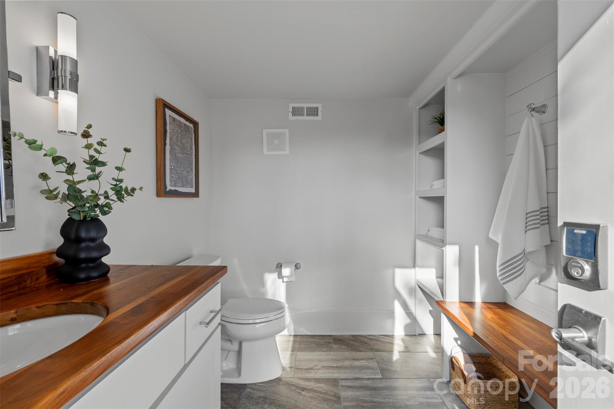 18407 Peninsula Cove Lane Property Photo 26