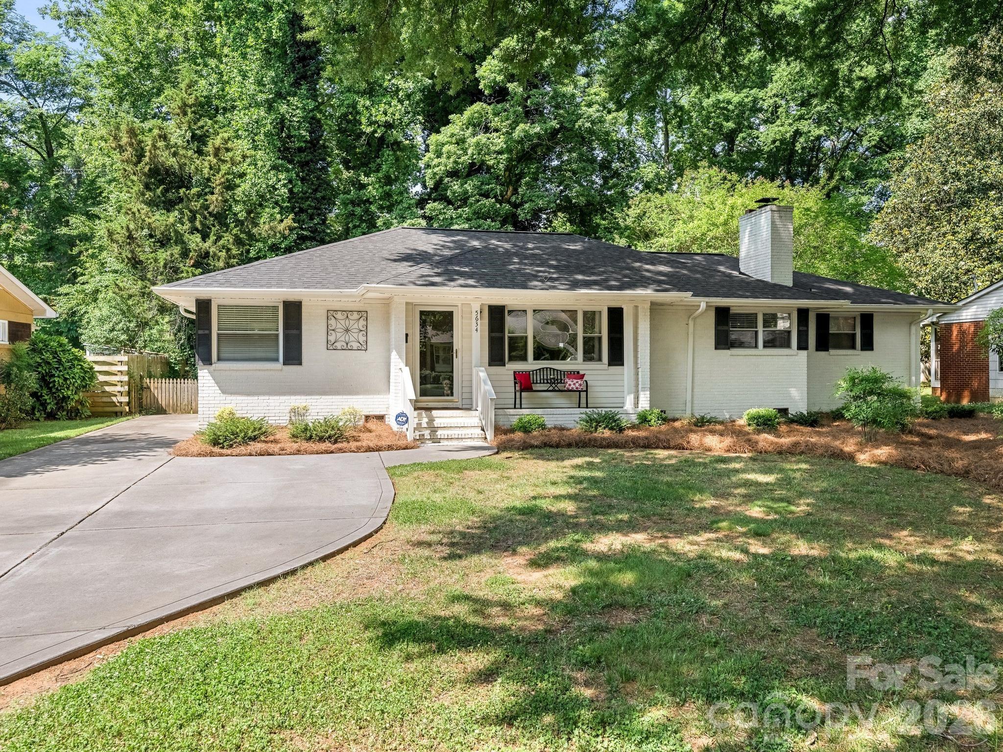 5634 Wedgewood Drive Property Photo 1