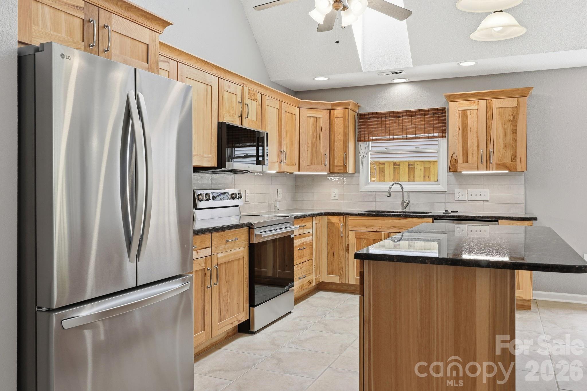 45 Beekeeper Trail Property Photo 6