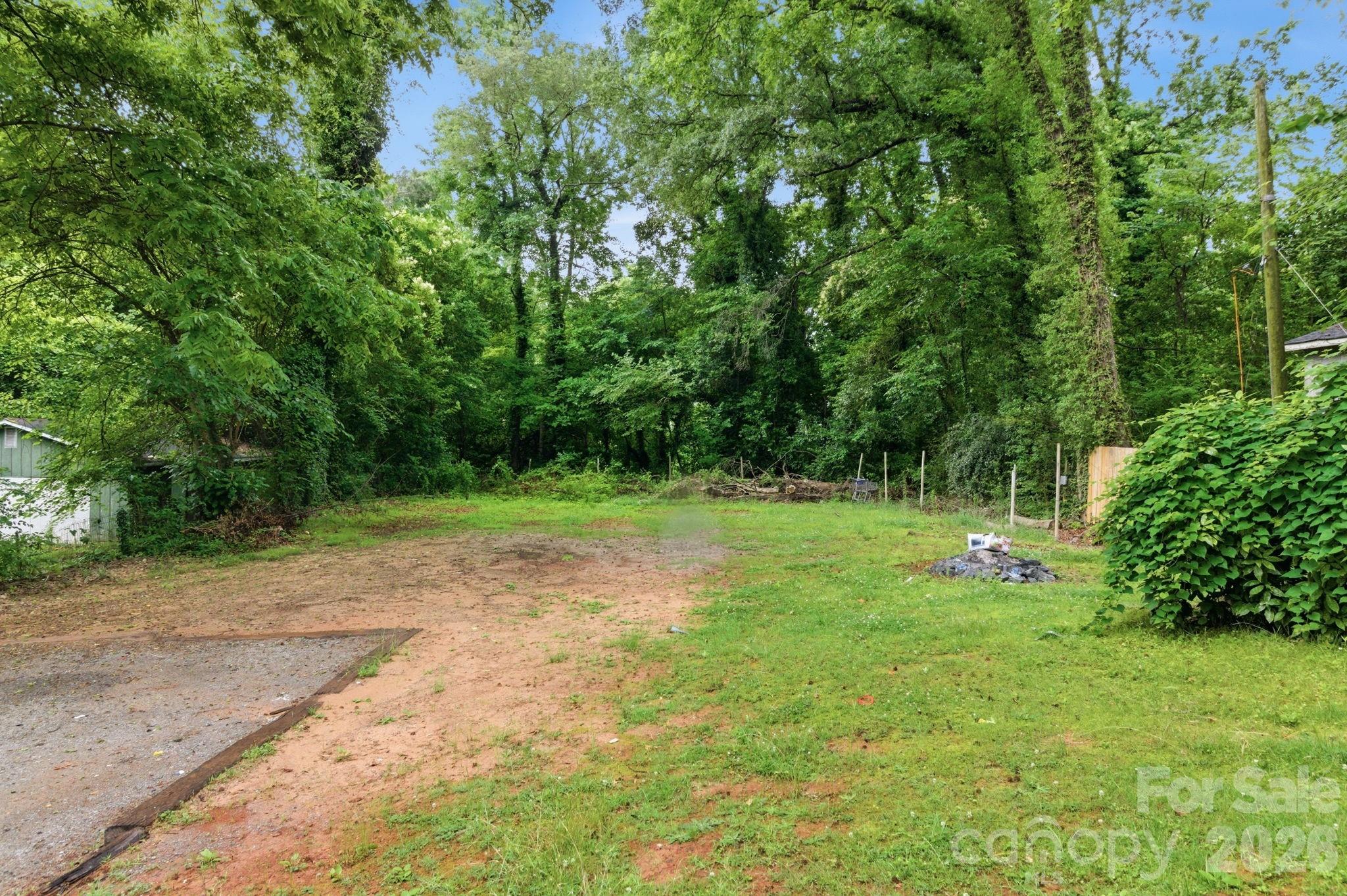 1909 Camp Greene Street Property Photo 6