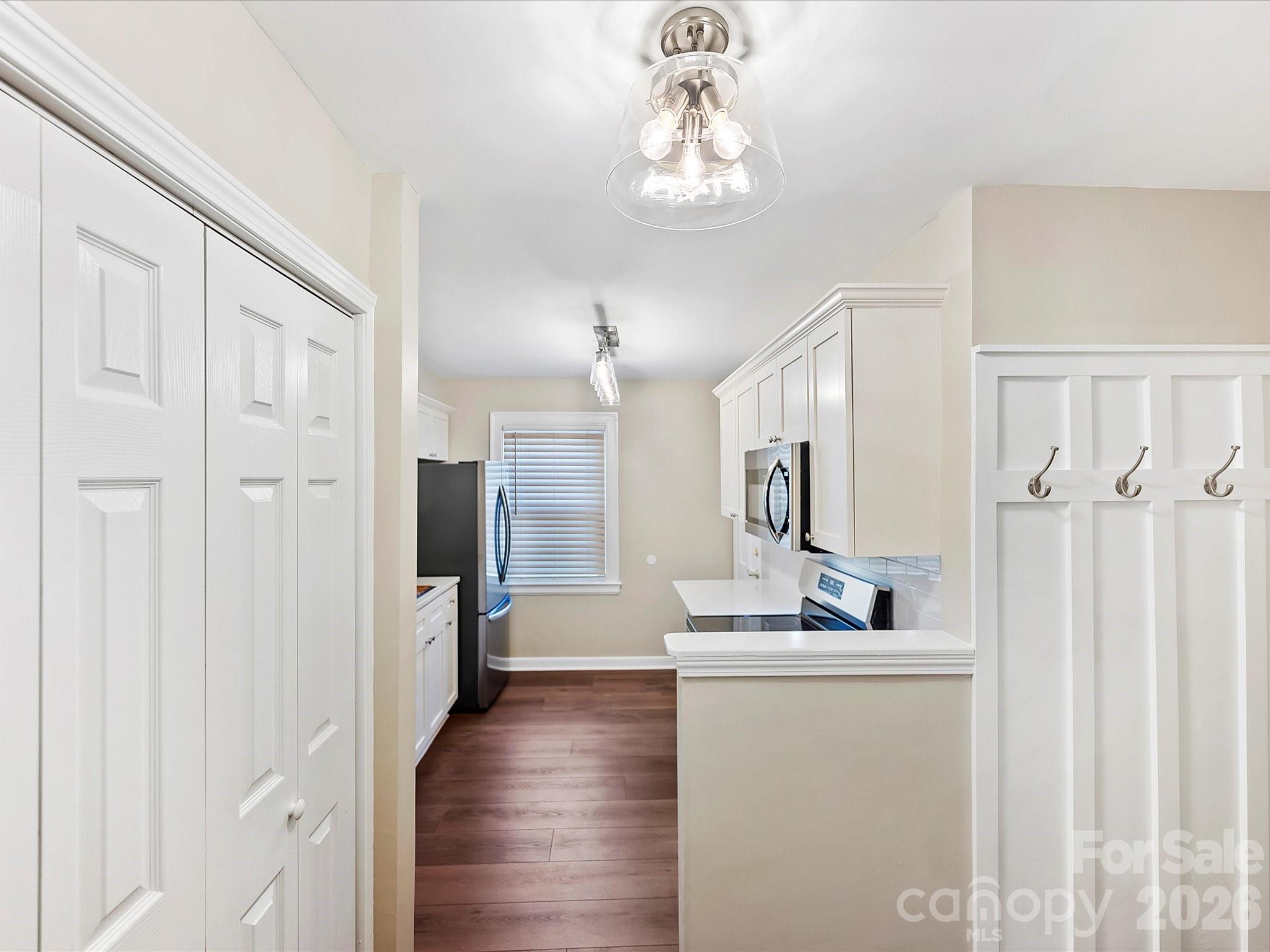 107 S Laurel Avenue 101a Property Photo 7