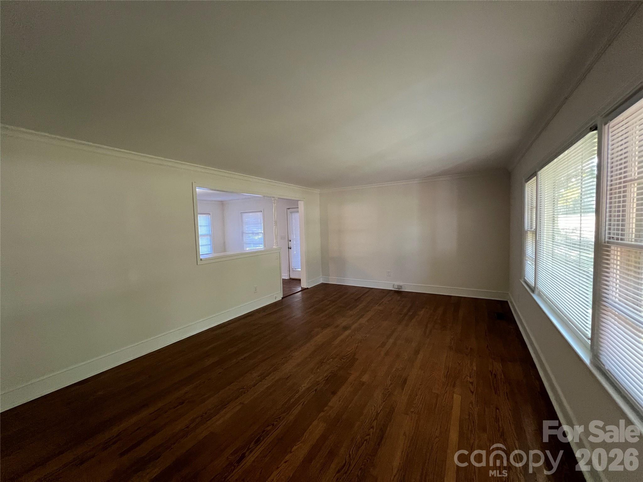 128 Woodlynn Drive Property Photo 5