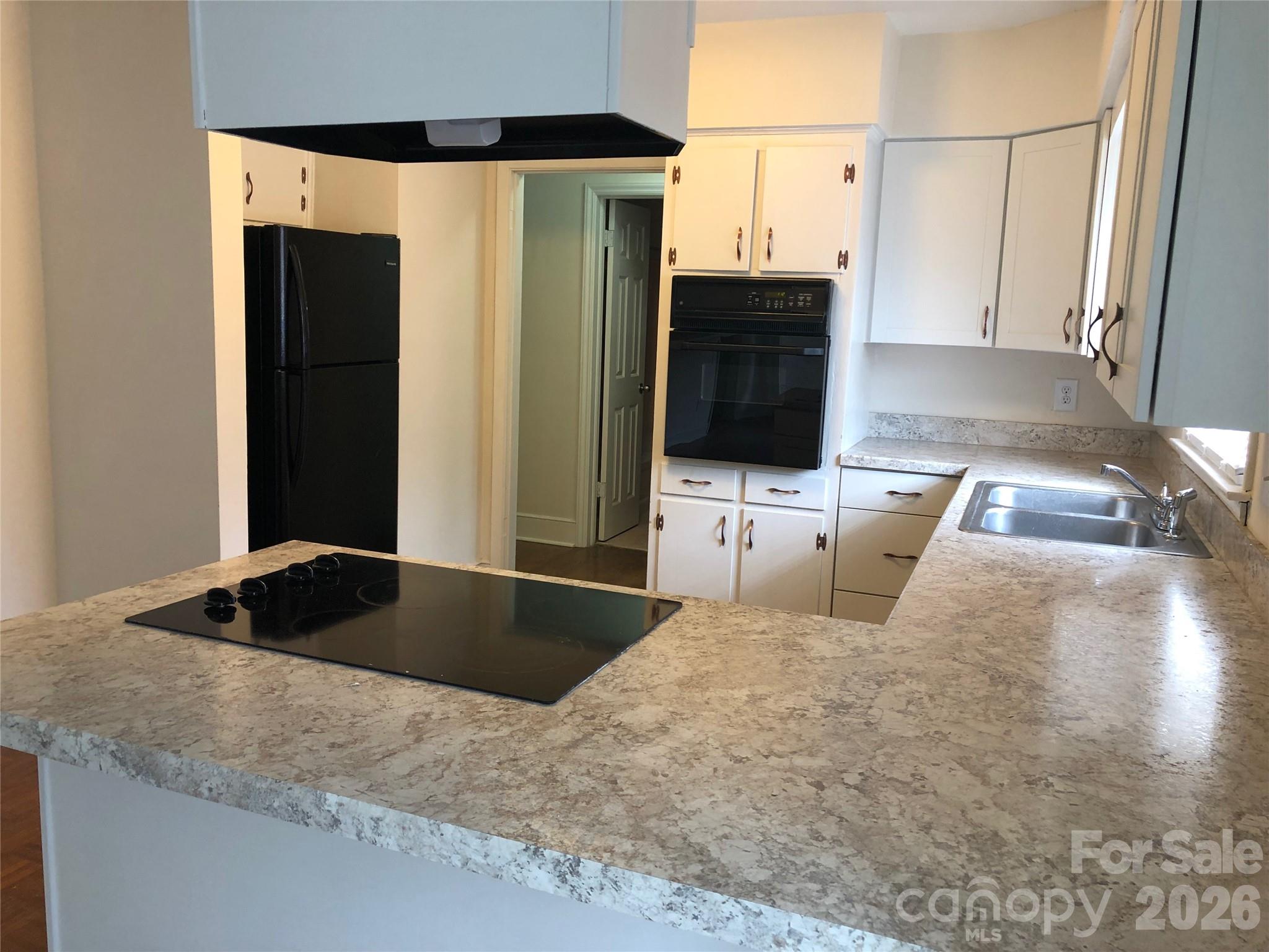 128 Woodlynn Drive Property Photo 10