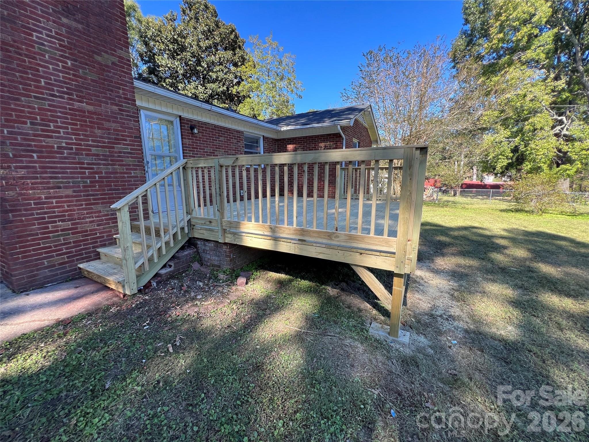 128 Woodlynn Drive Property Photo 23