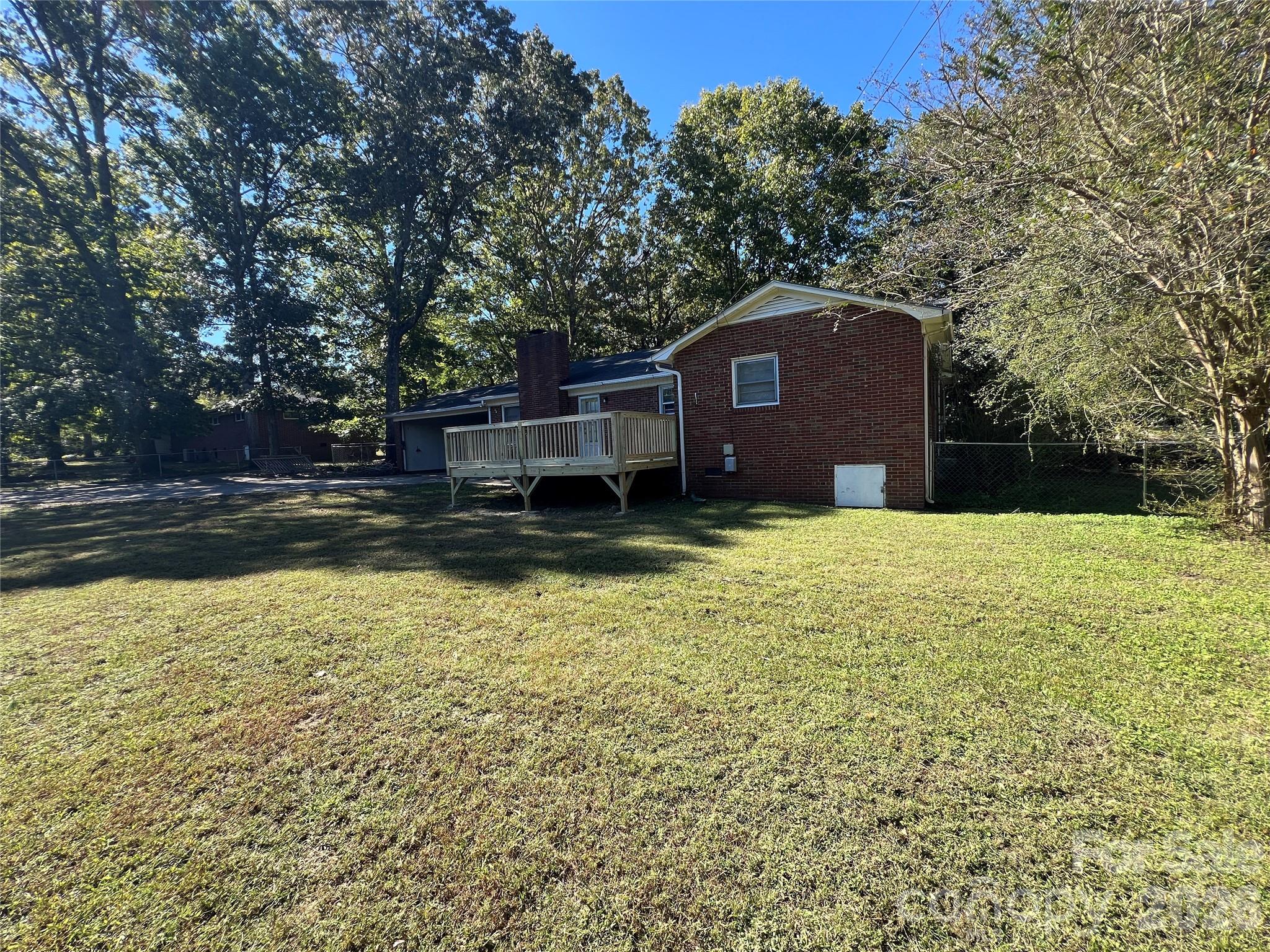 128 Woodlynn Drive Property Photo 24