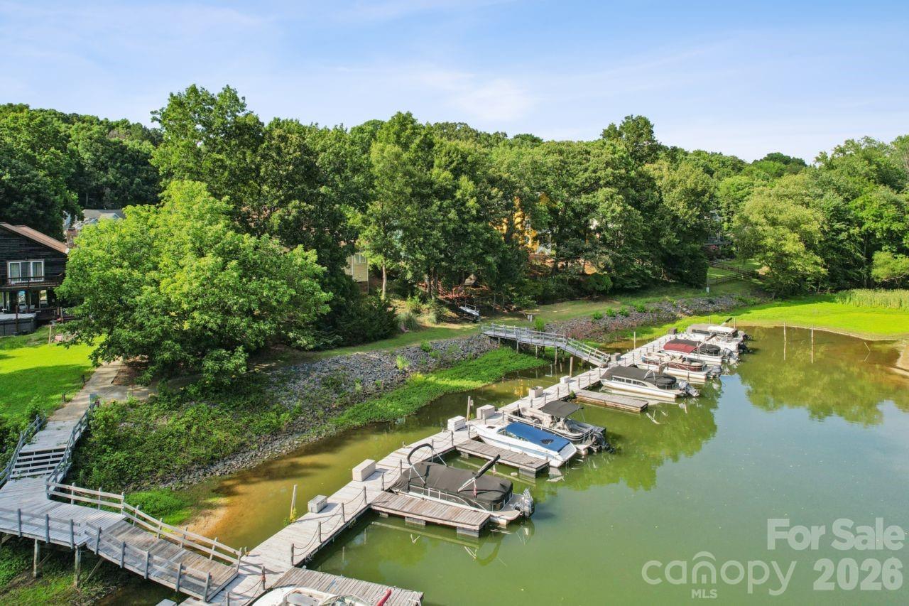 26049 Neptunes Landing Property Photo 28