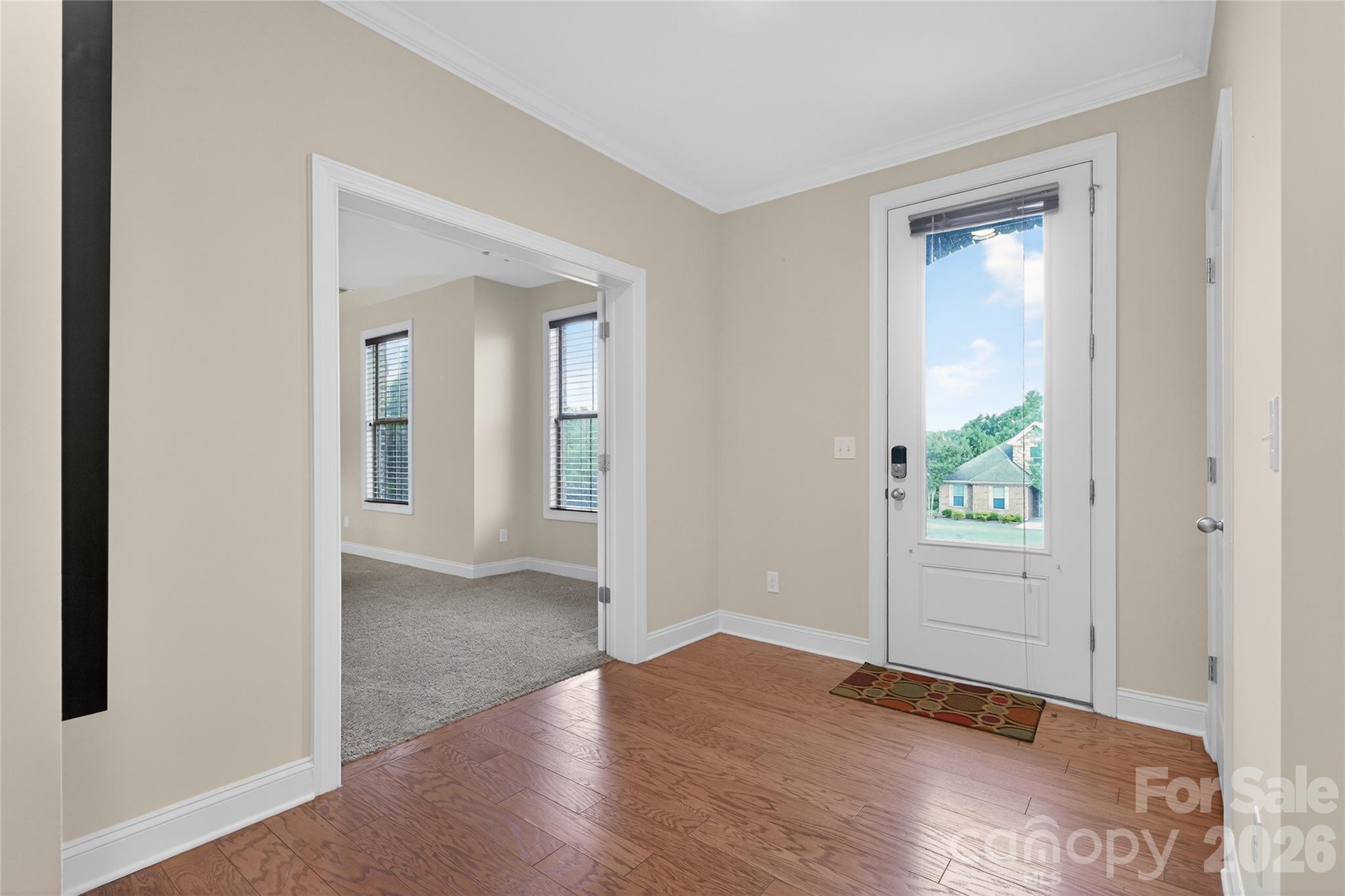 726 Lingfield Lane Property Photo 13