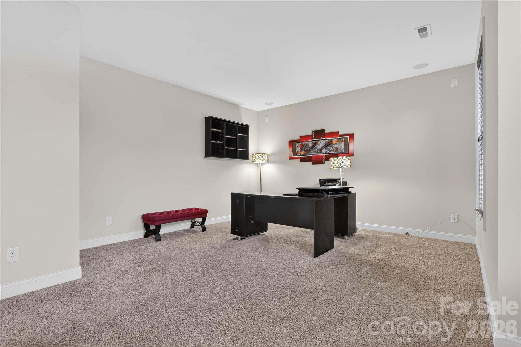 726 Lingfield Lane Property Photo 17