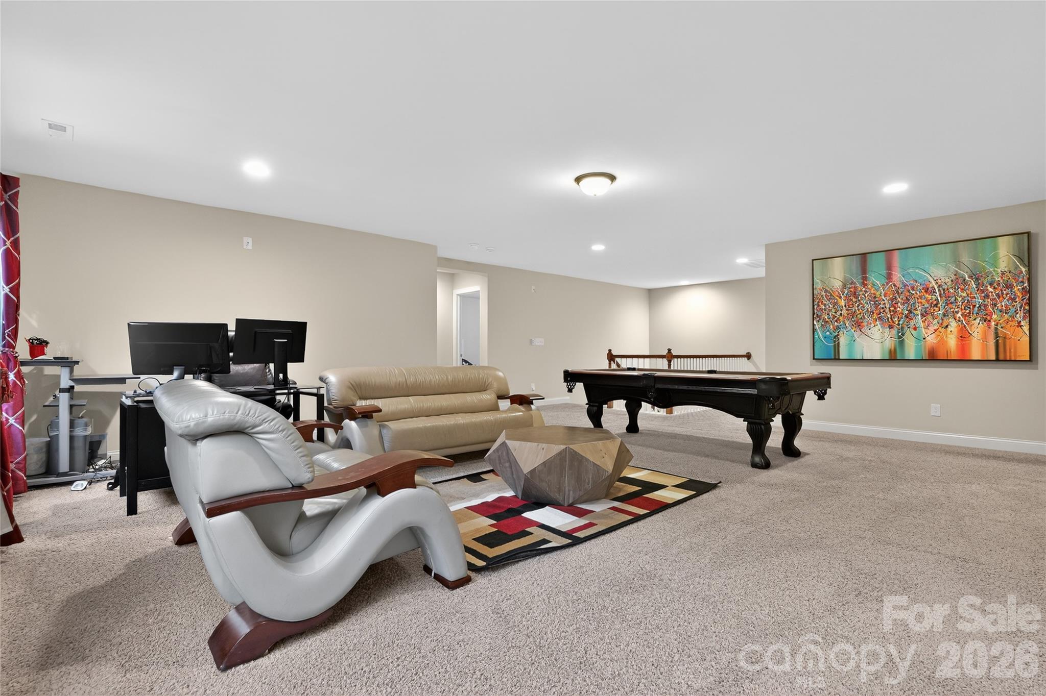 726 Lingfield Lane Property Photo 29