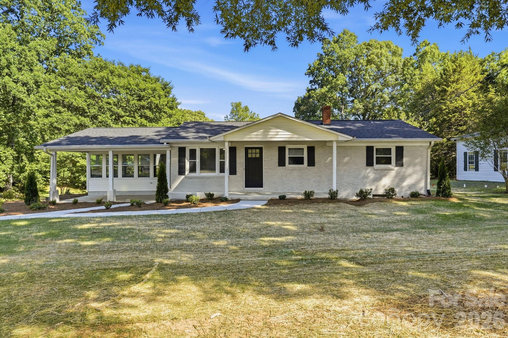 1524 Williams Road Property Photo 1