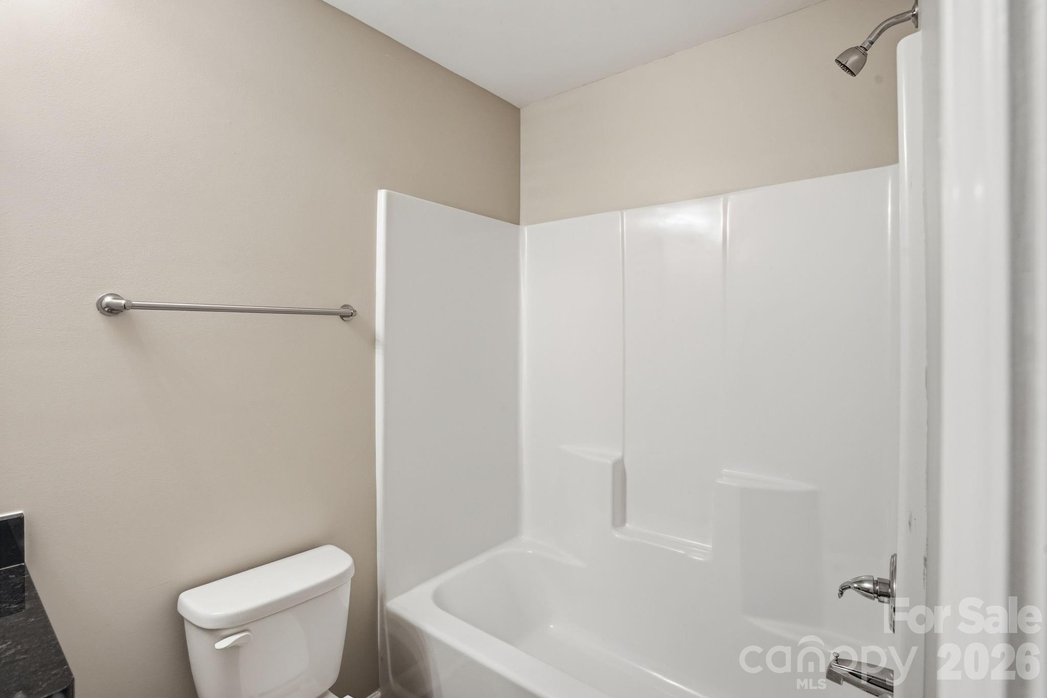 719 Hillside Street Property Photo 27