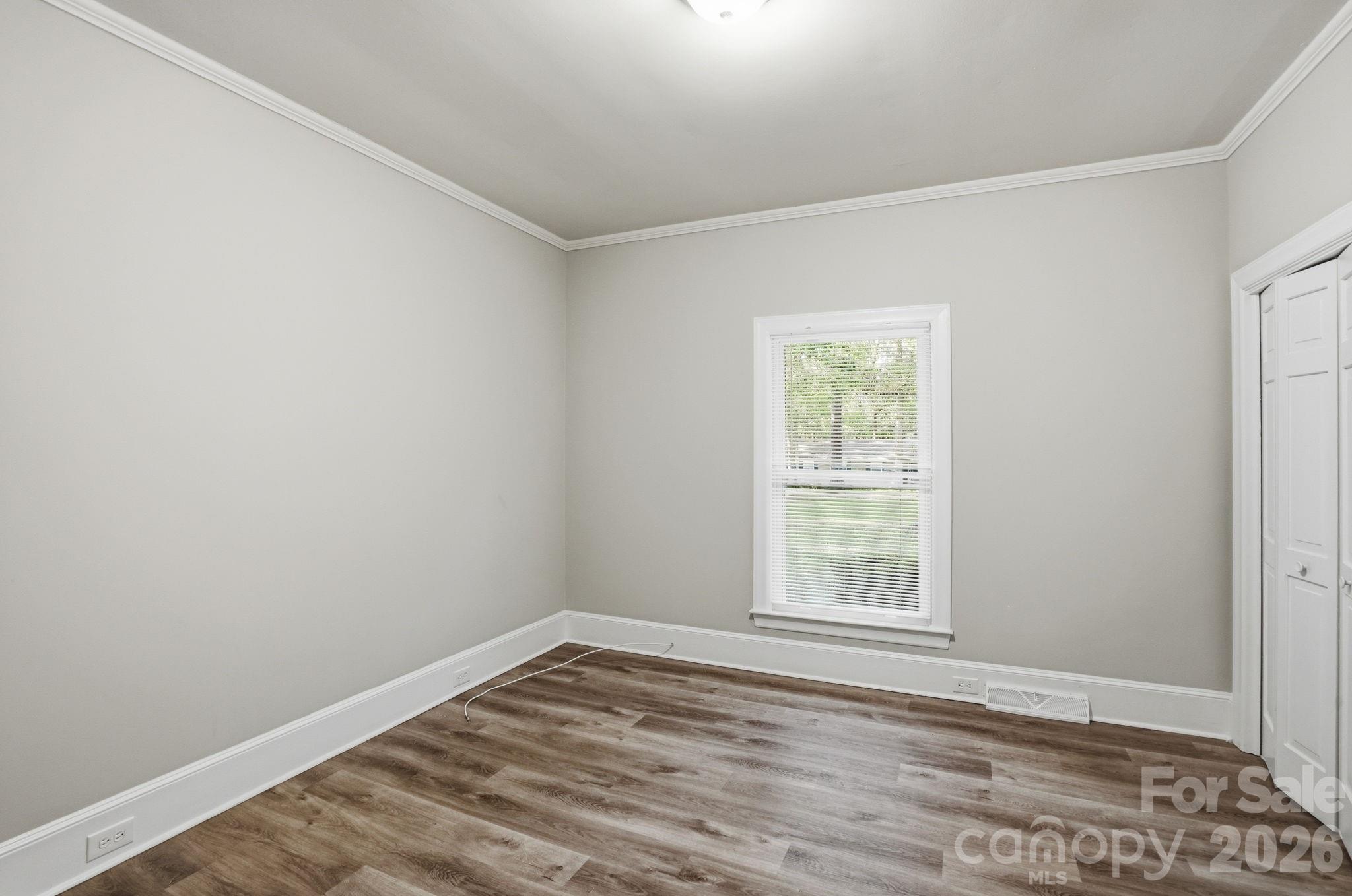 127 Forest Hills Drive Property Photo 10