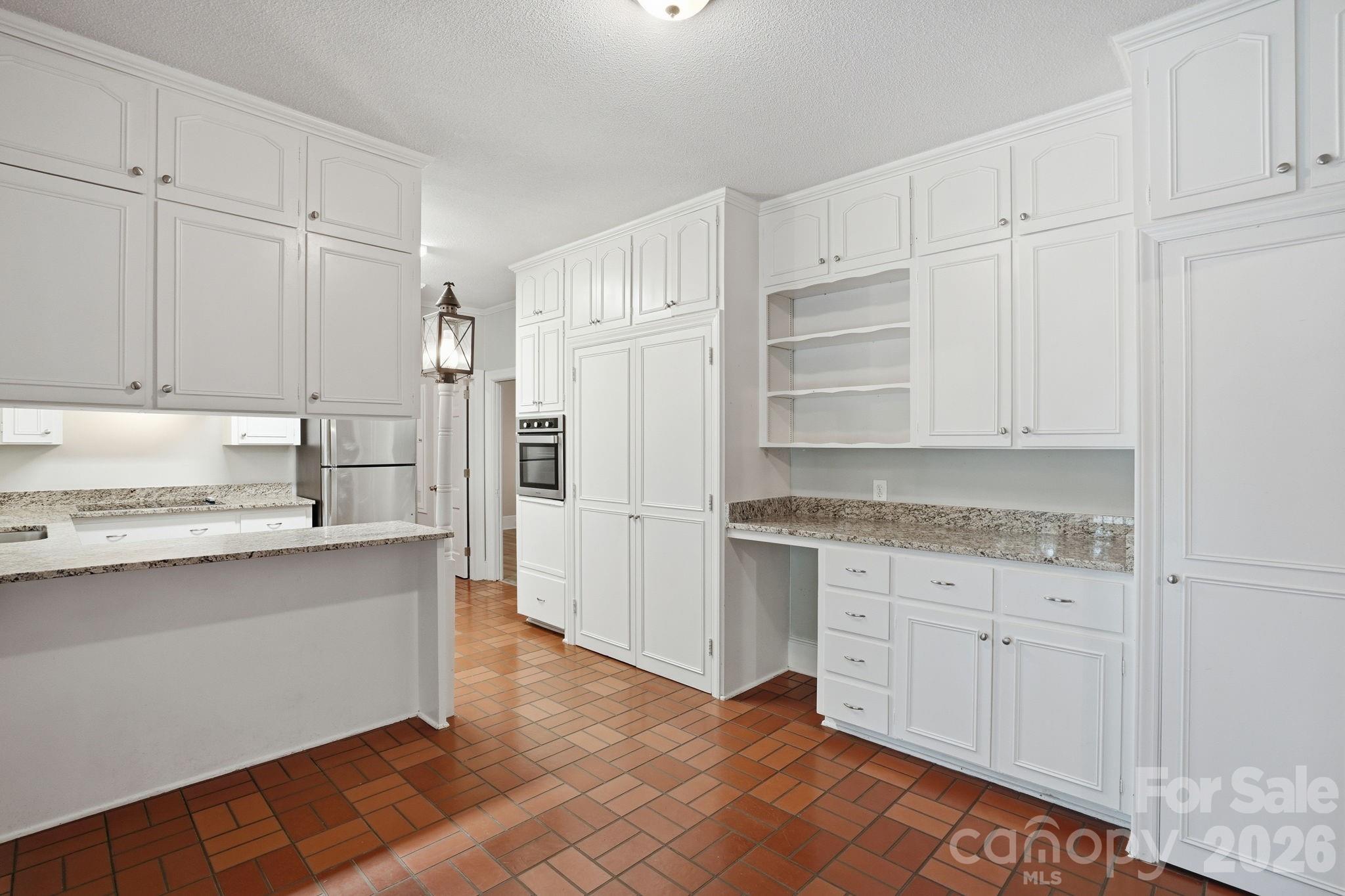 127 Forest Hills Drive Property Photo 23