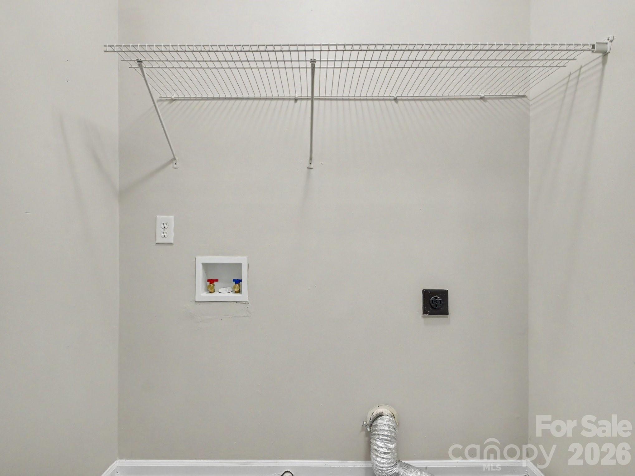 7524 Grabill Drive Property Photo 18