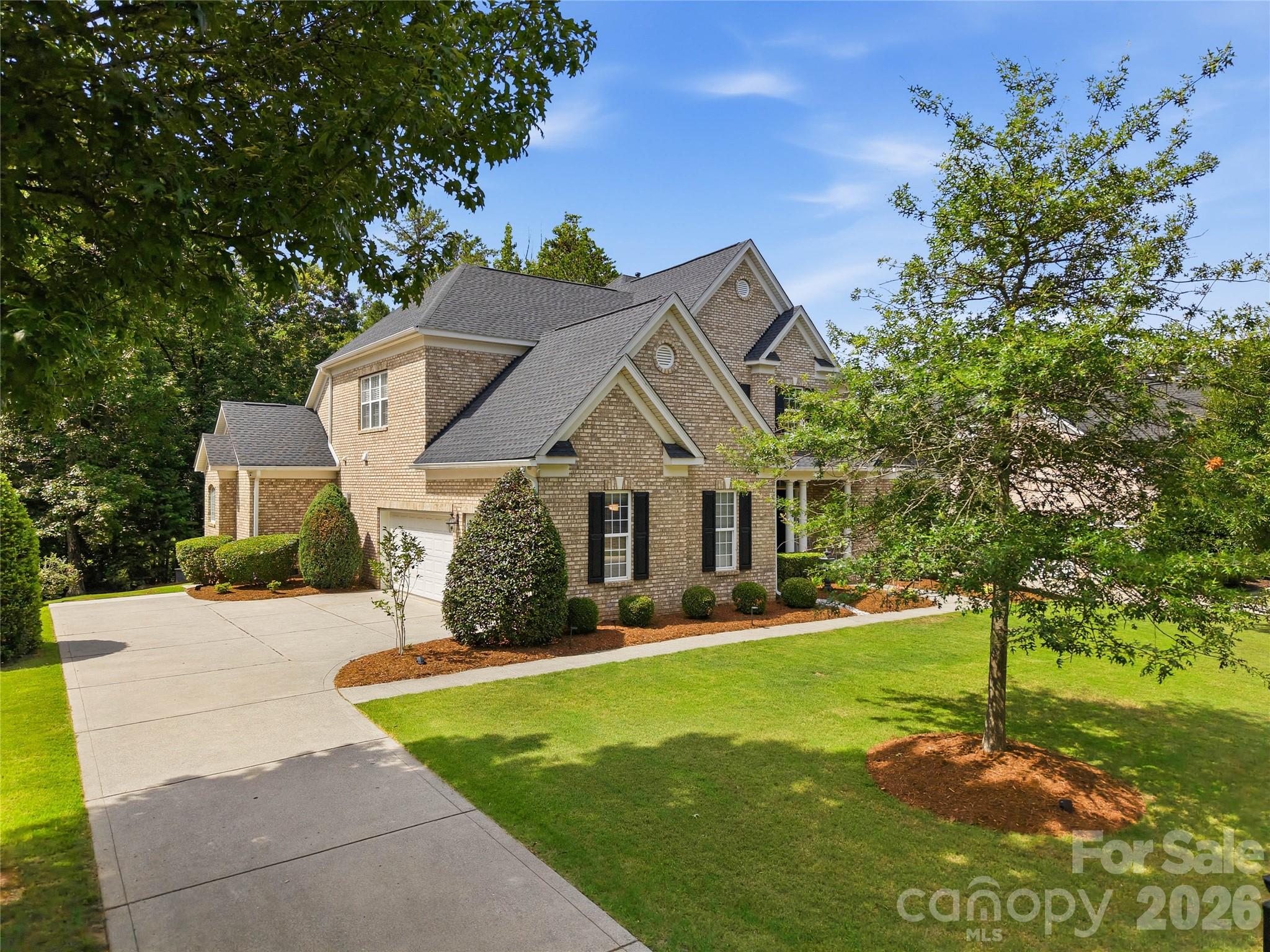 13722 Glen Abbey Drive Property Photo 3