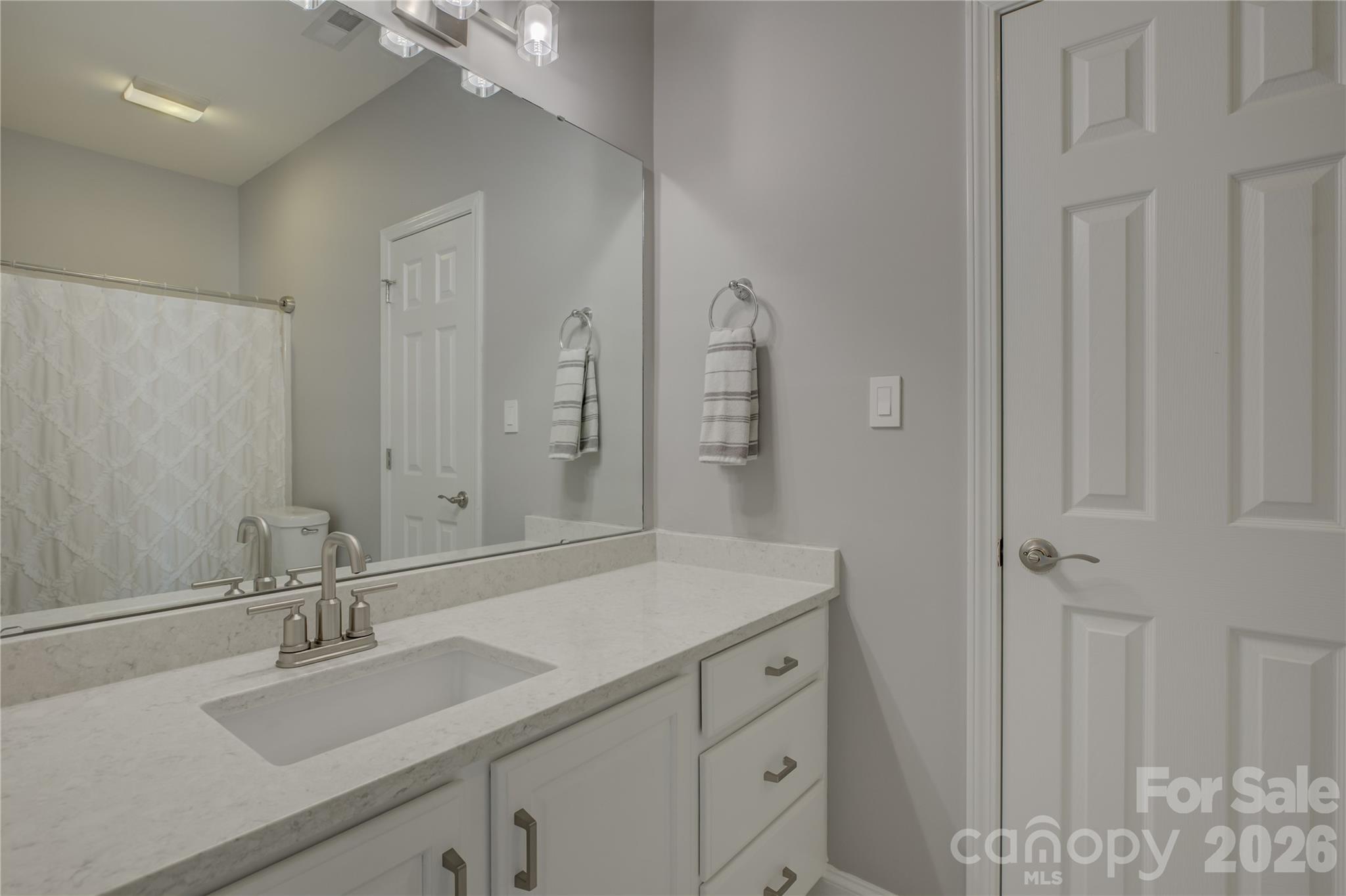 13722 Glen Abbey Drive Property Photo 37