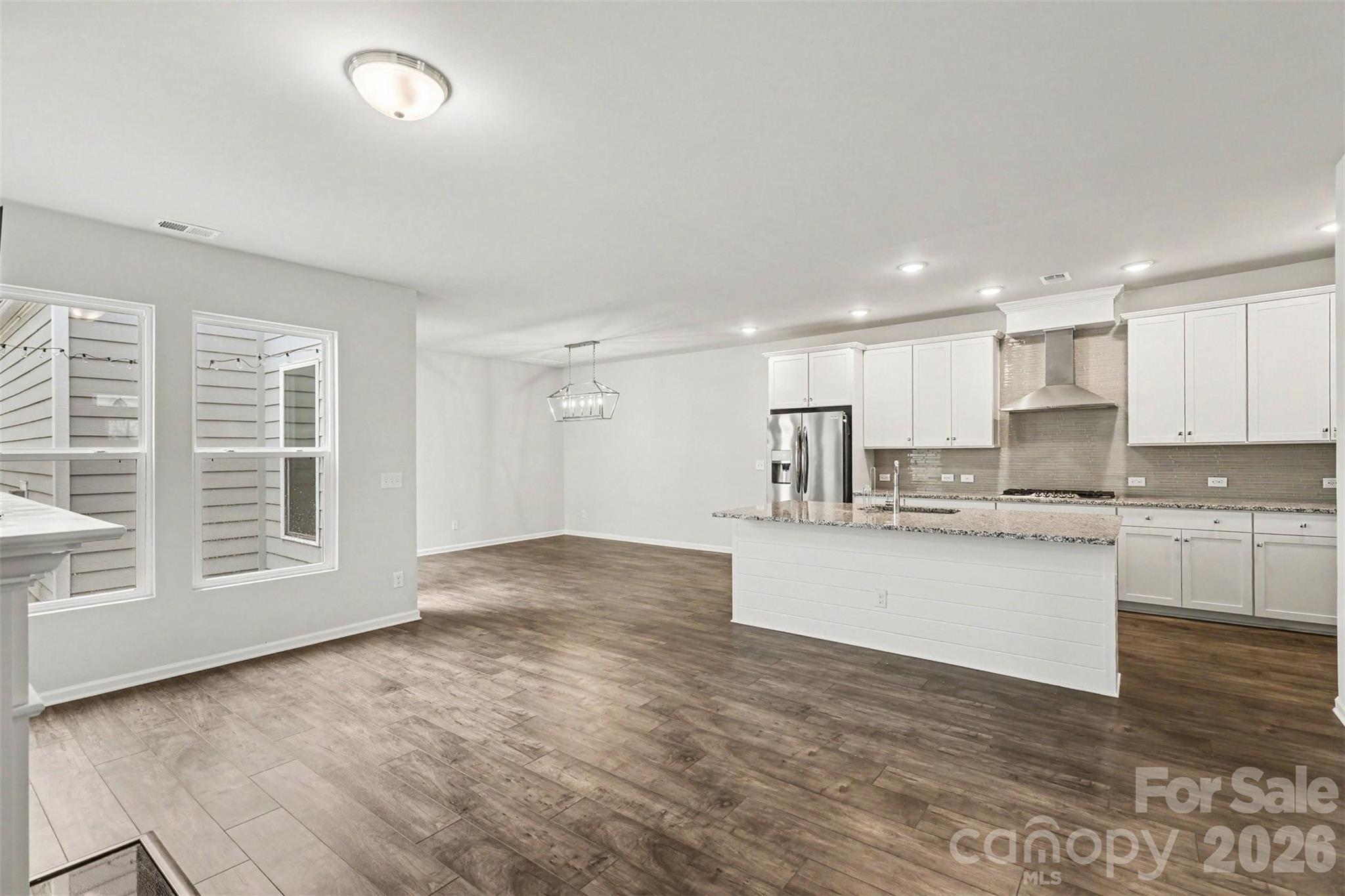 808 Lyndon Station Drive Property Photo 4