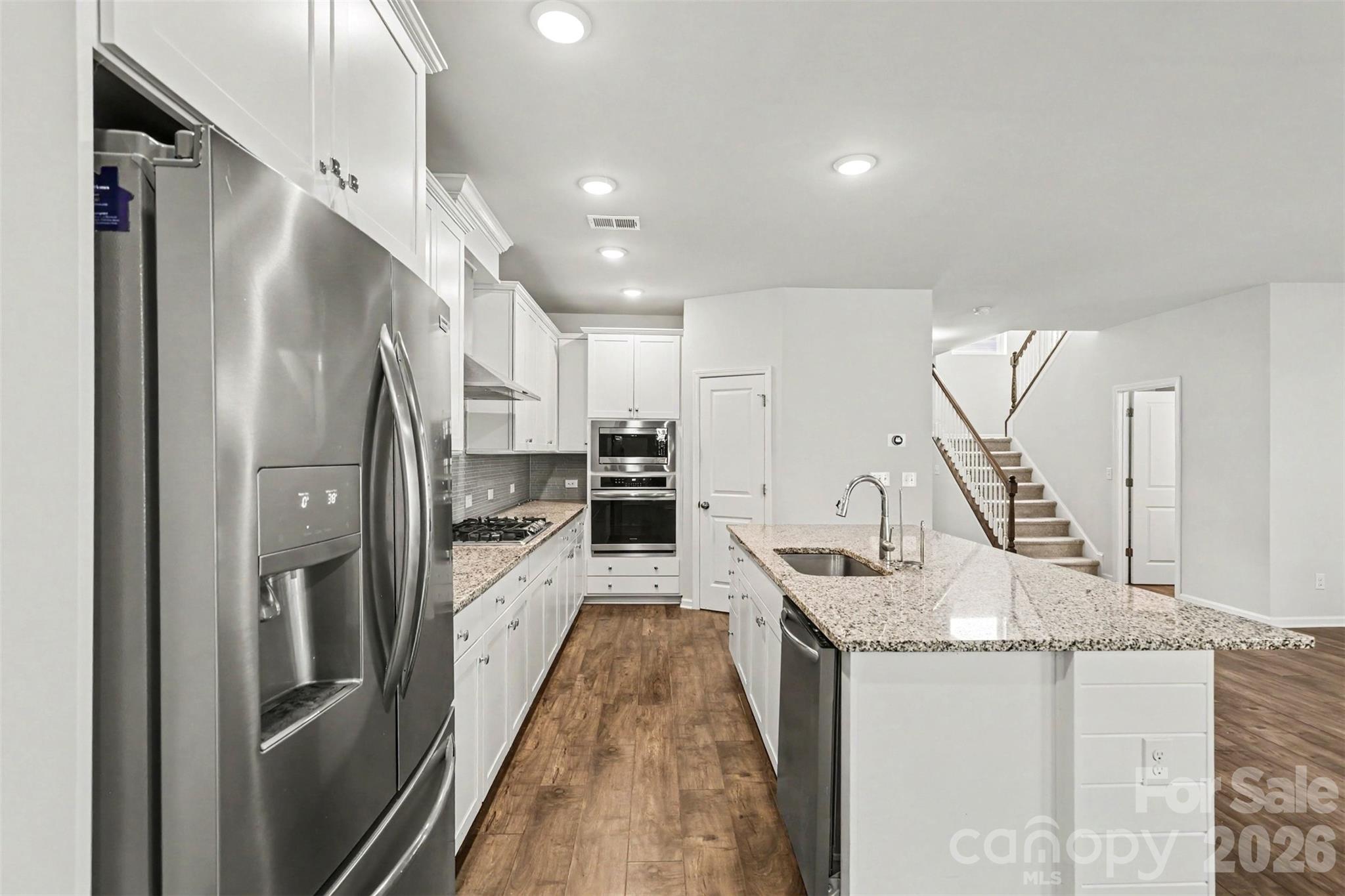 808 Lyndon Station Drive Property Photo 8