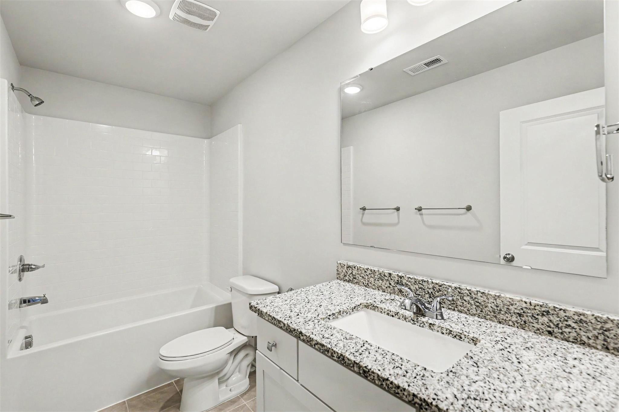 808 Lyndon Station Drive Property Photo 13
