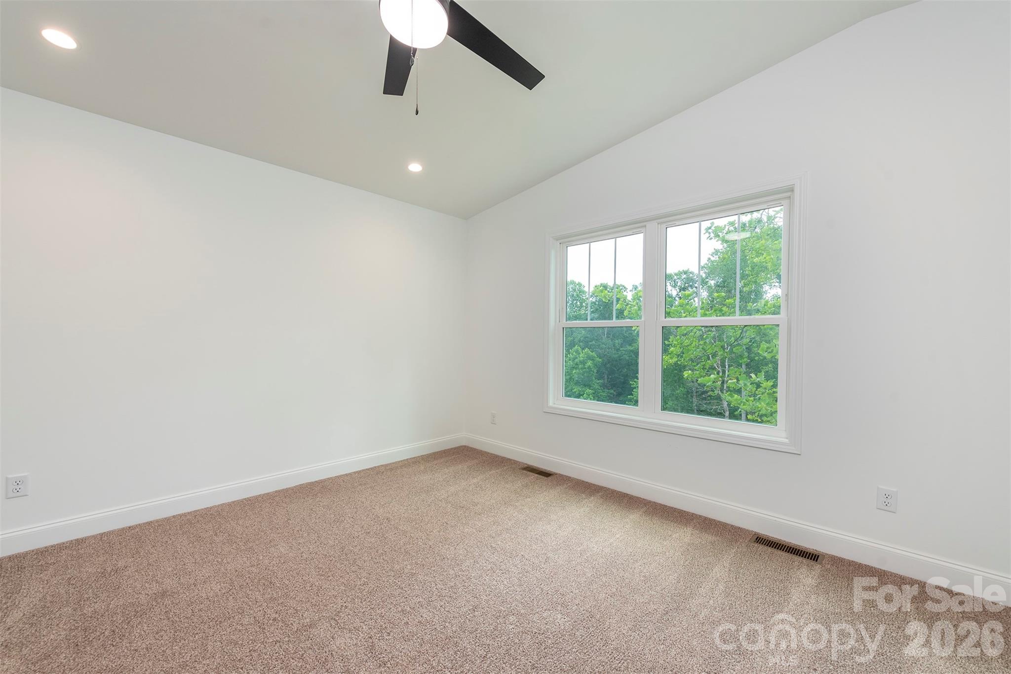 6 Berry Crest Lane Property Photo 23